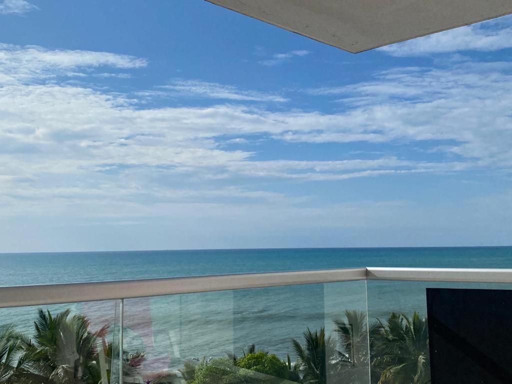 Vista Azul Paraíso frente al Mar
