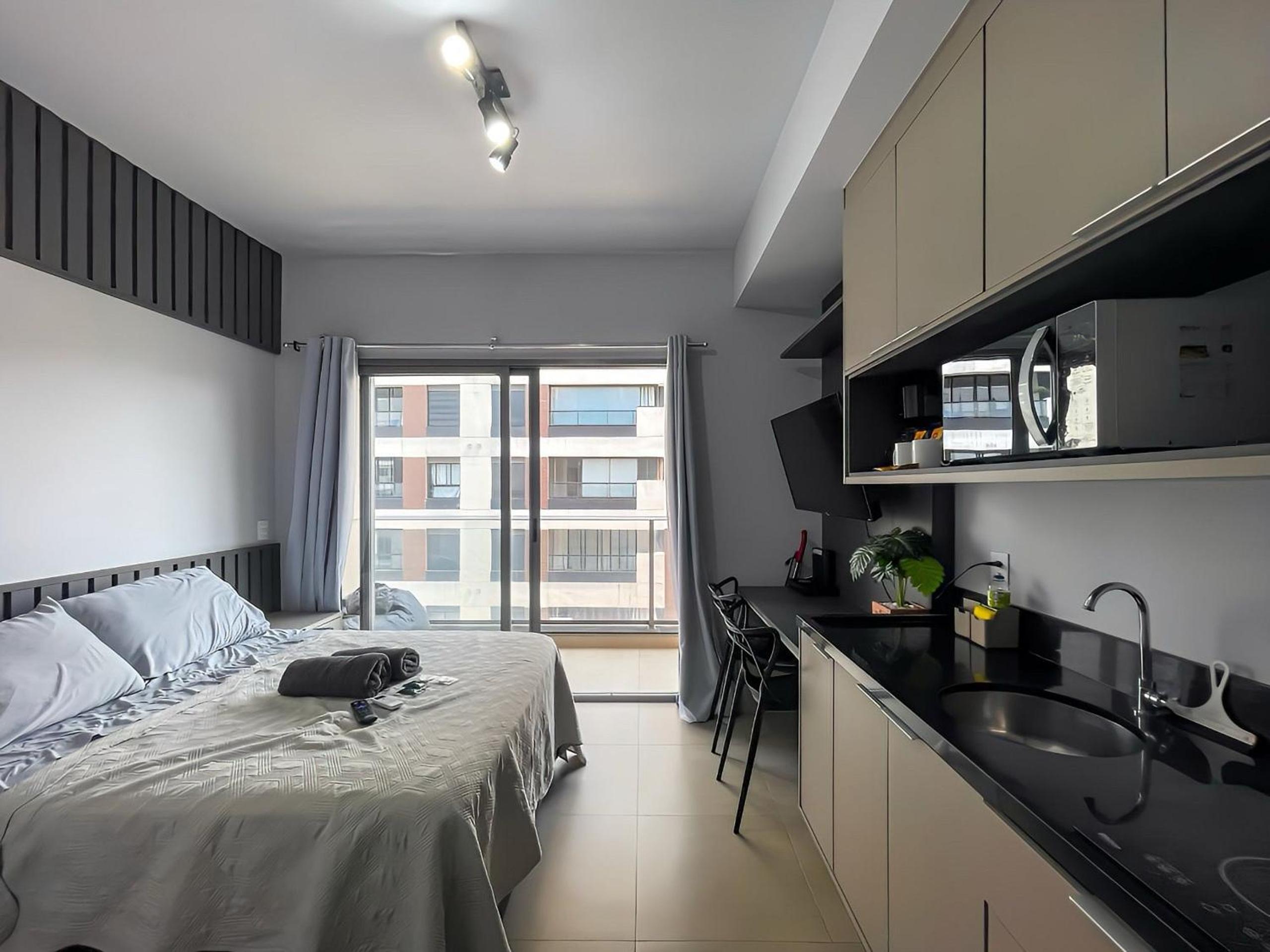 Belint Bela Cintra: 5 minutes from Paulista with rooftop pool