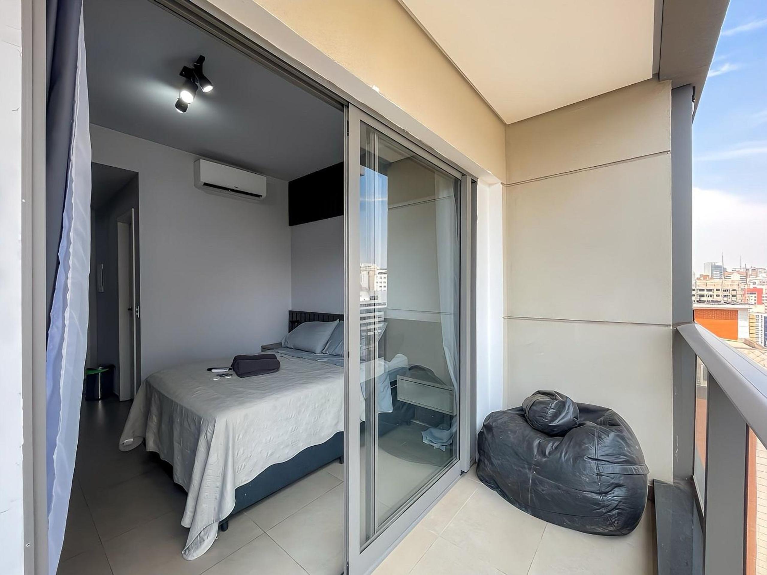 Belint Bela Cintra: 5 minutes from Paulista with rooftop pool
