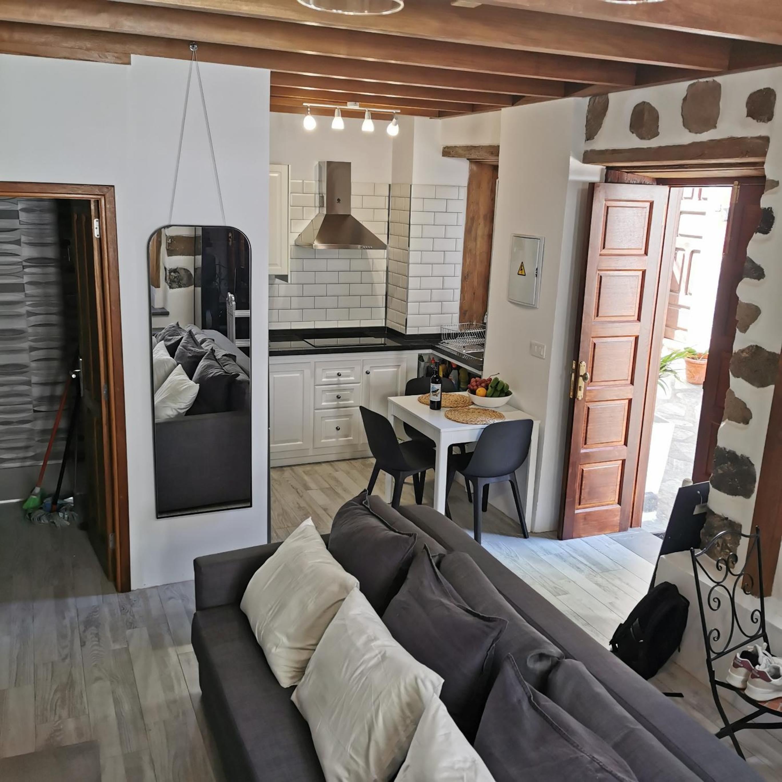 Casa Lola