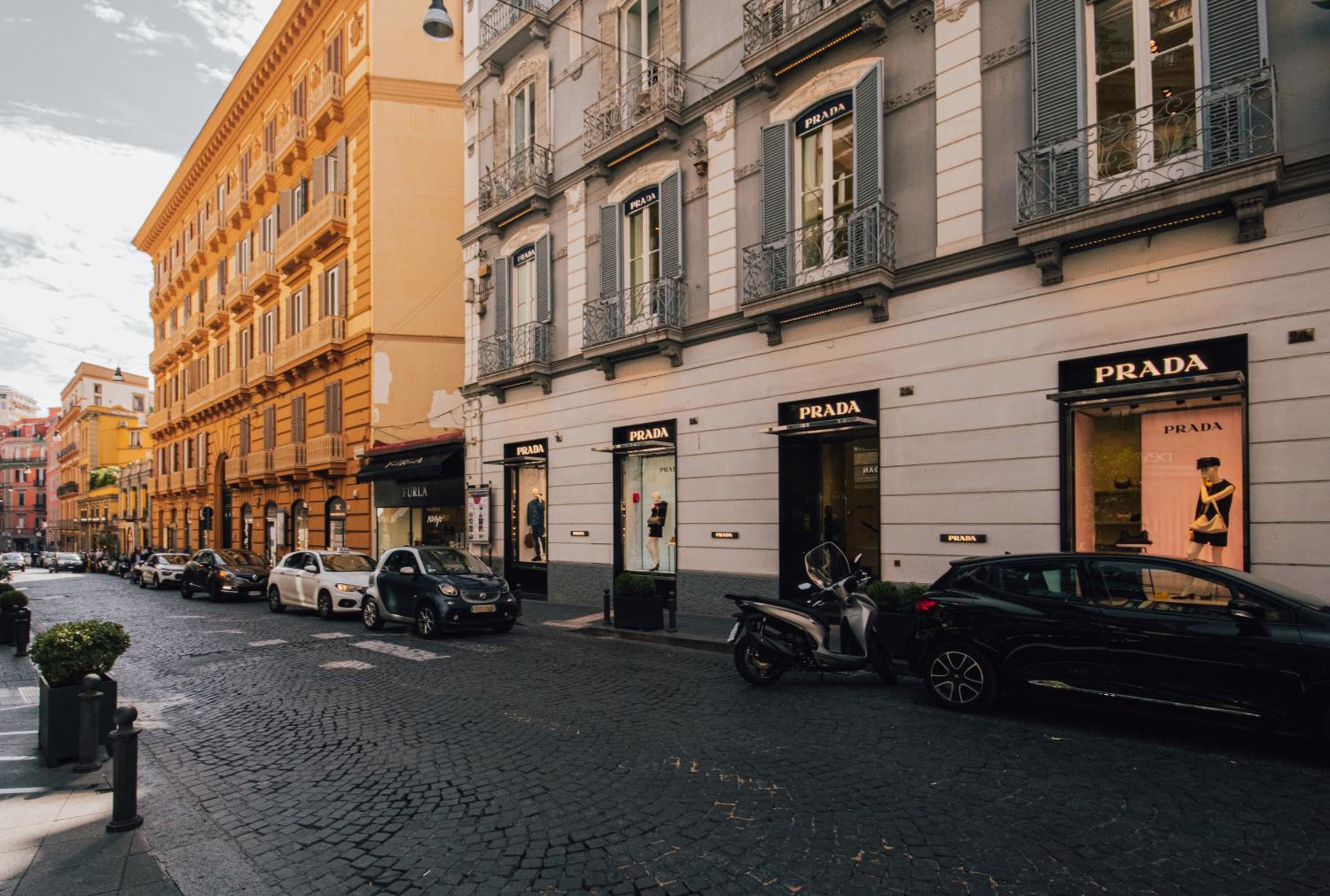 Dolce Vita Luxury
