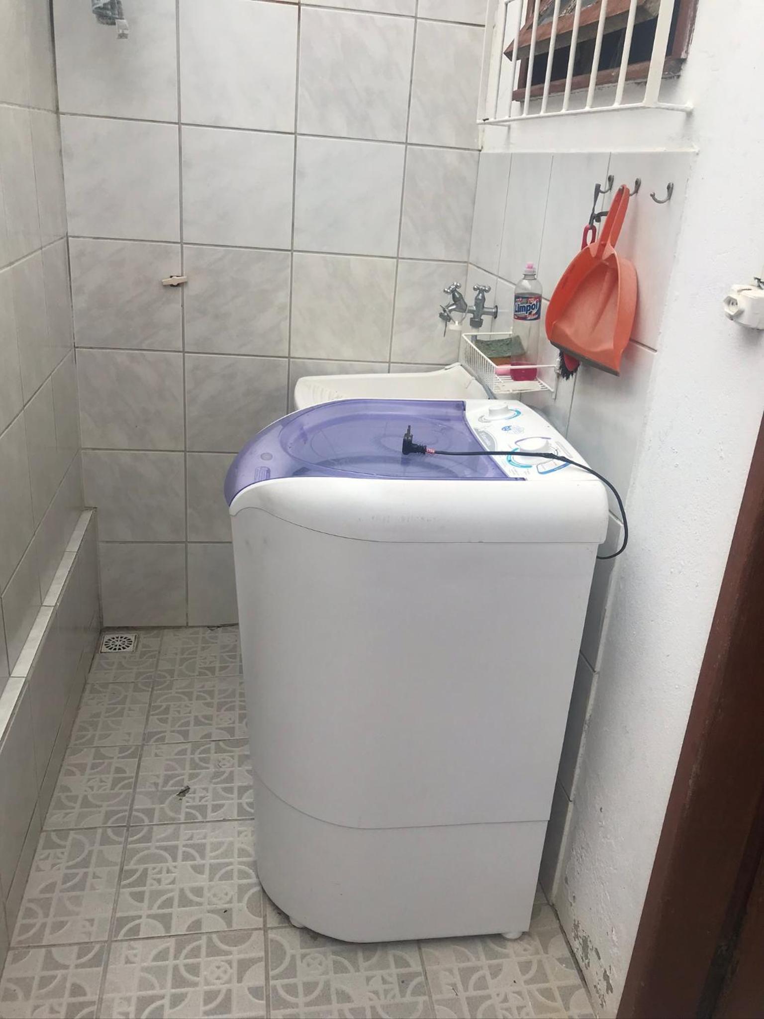 Sobrado 50 metros da Praia da Armação e Matadeiro-Floripa!! 35