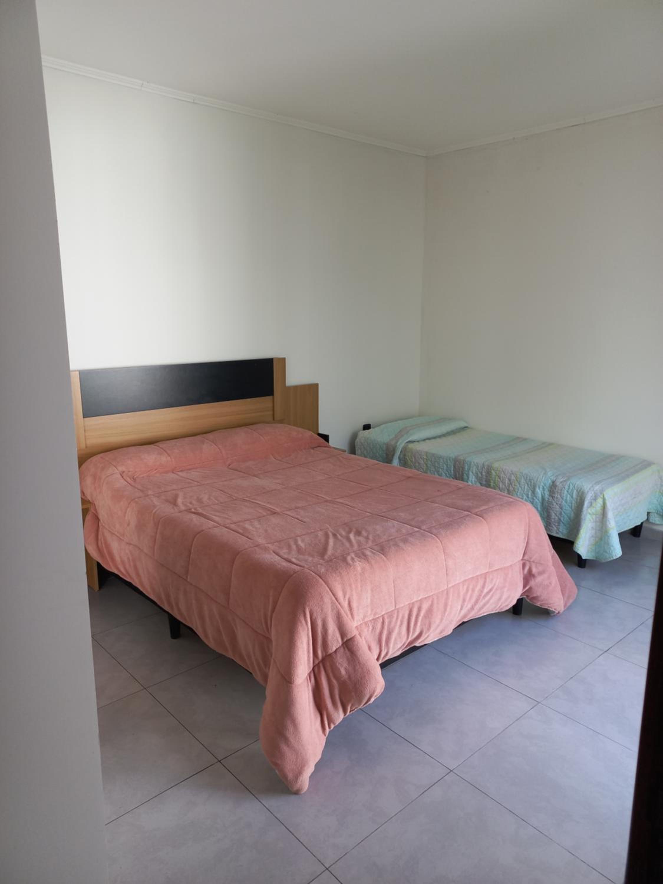 Casa amplia y bien ubicada