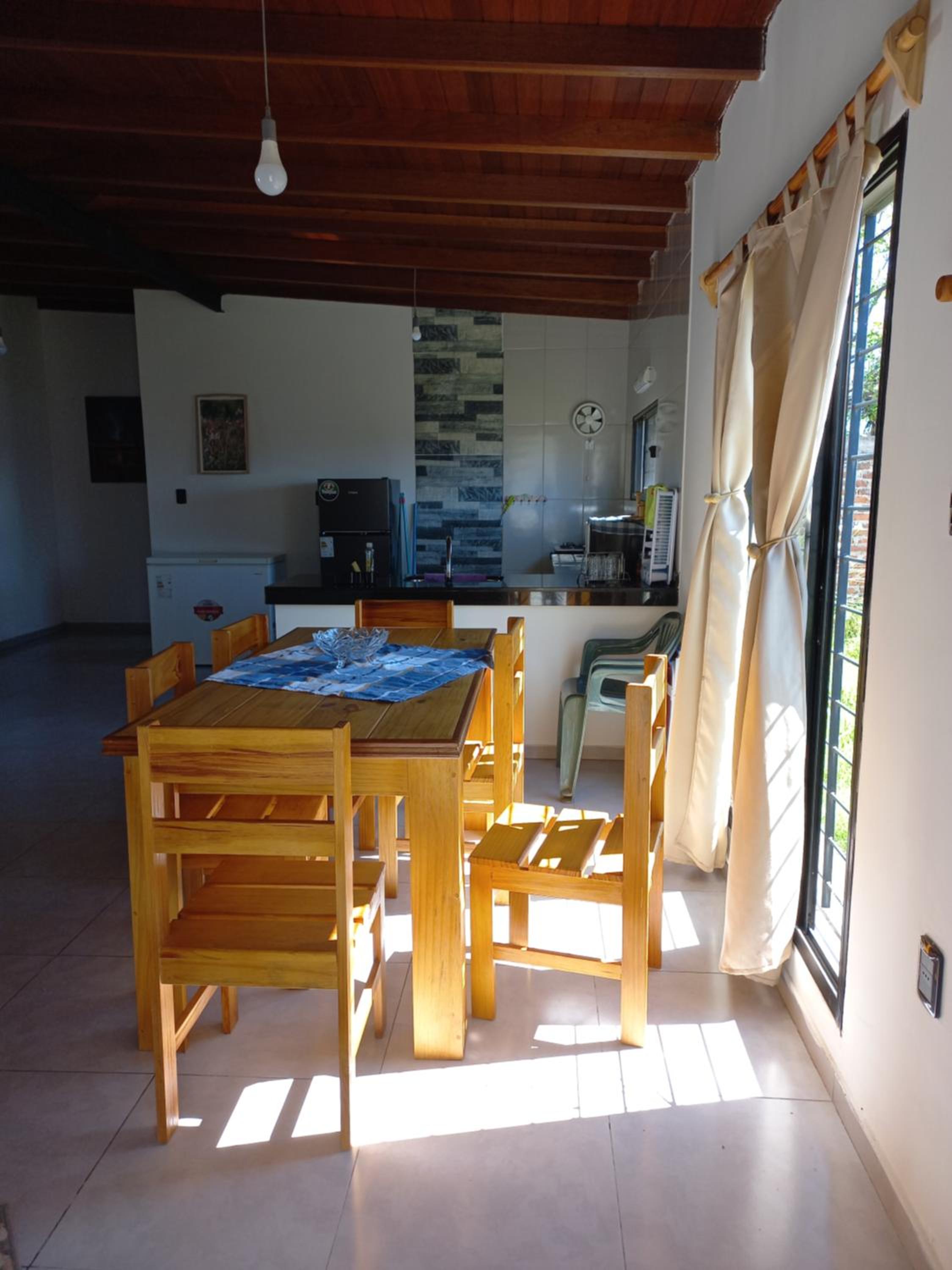 Casa amplia y bien ubicada