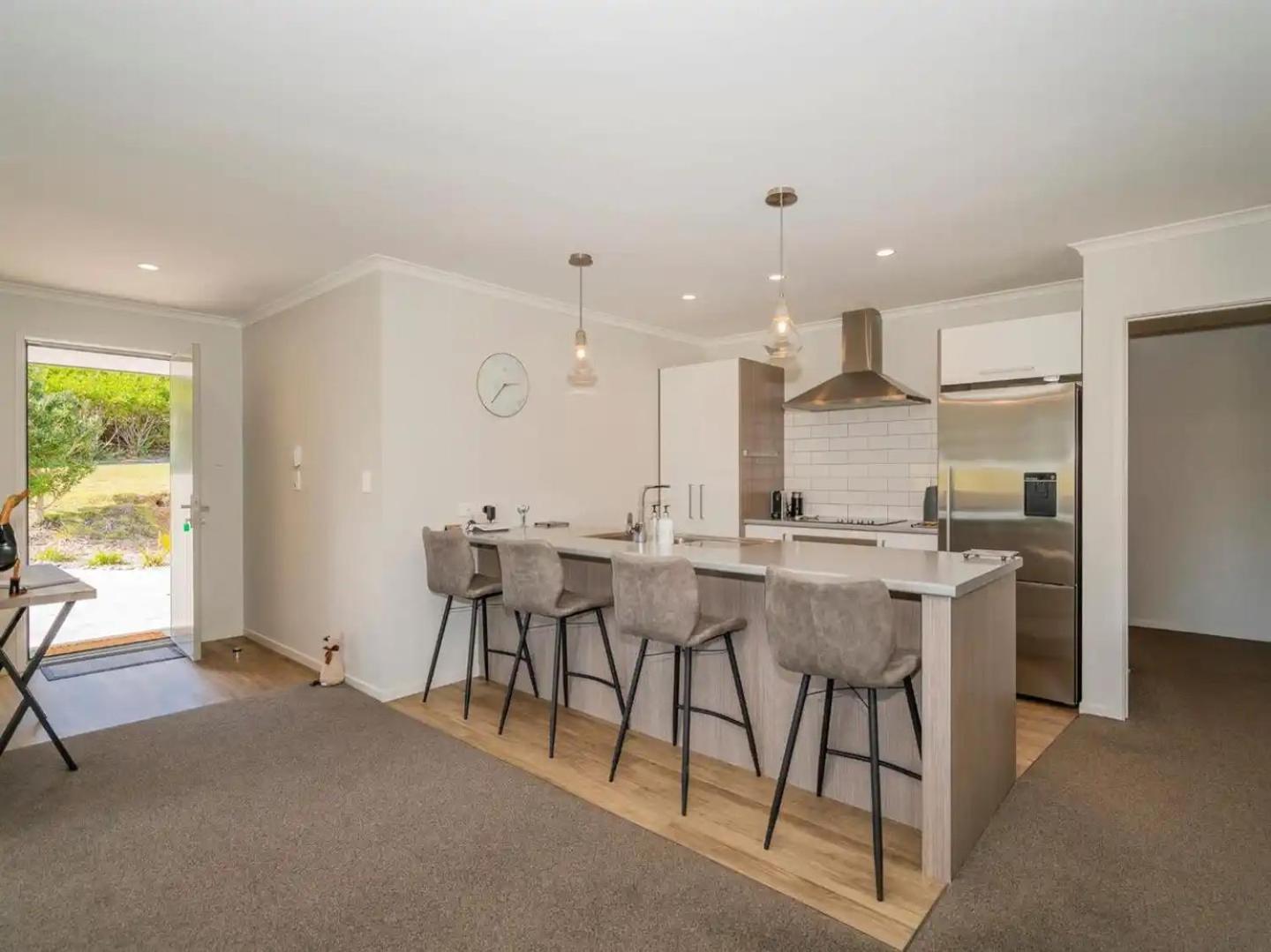 Hosts on the Coast Pauanui Pines