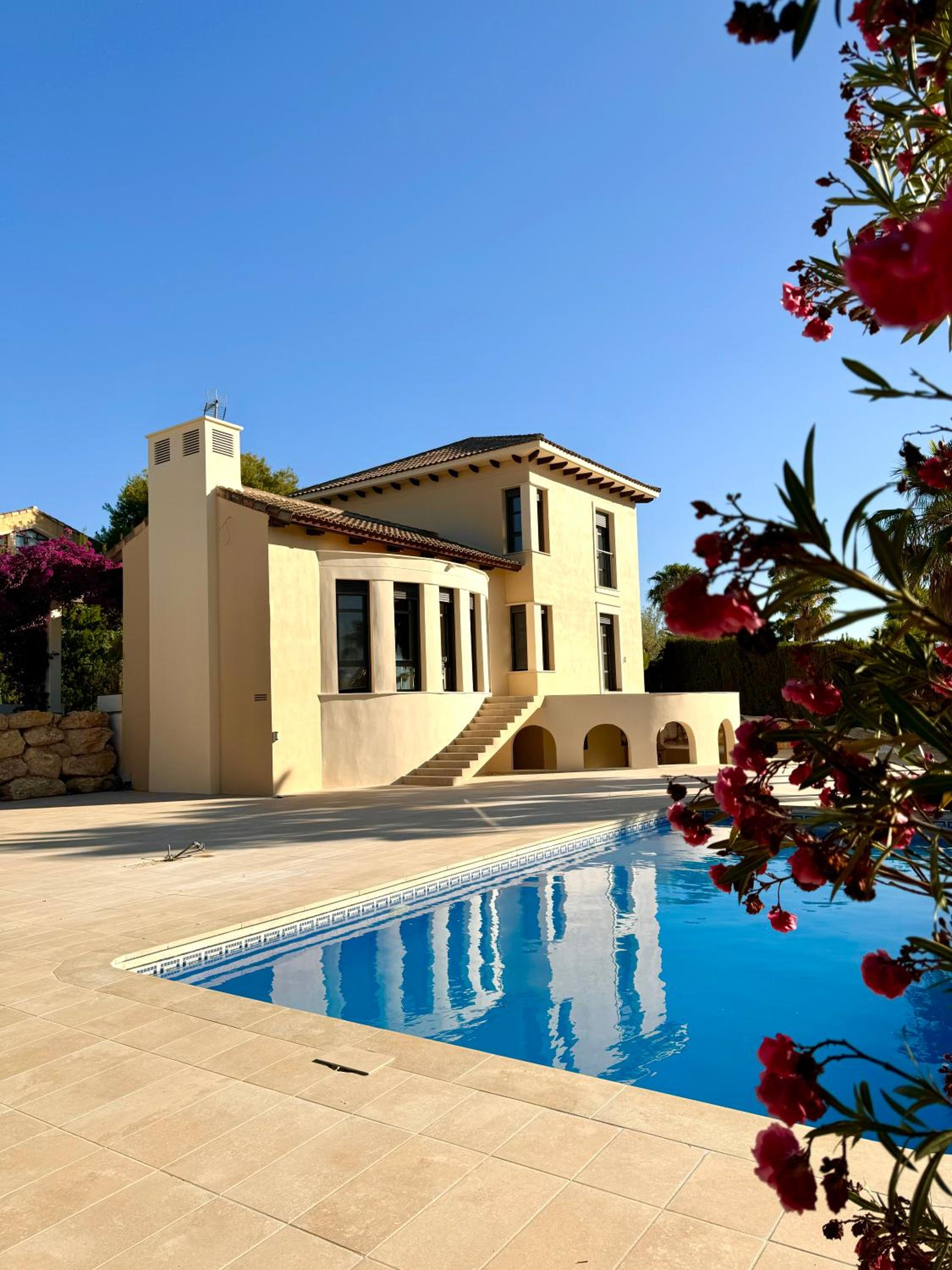 Luxury villa pool&beach paradise