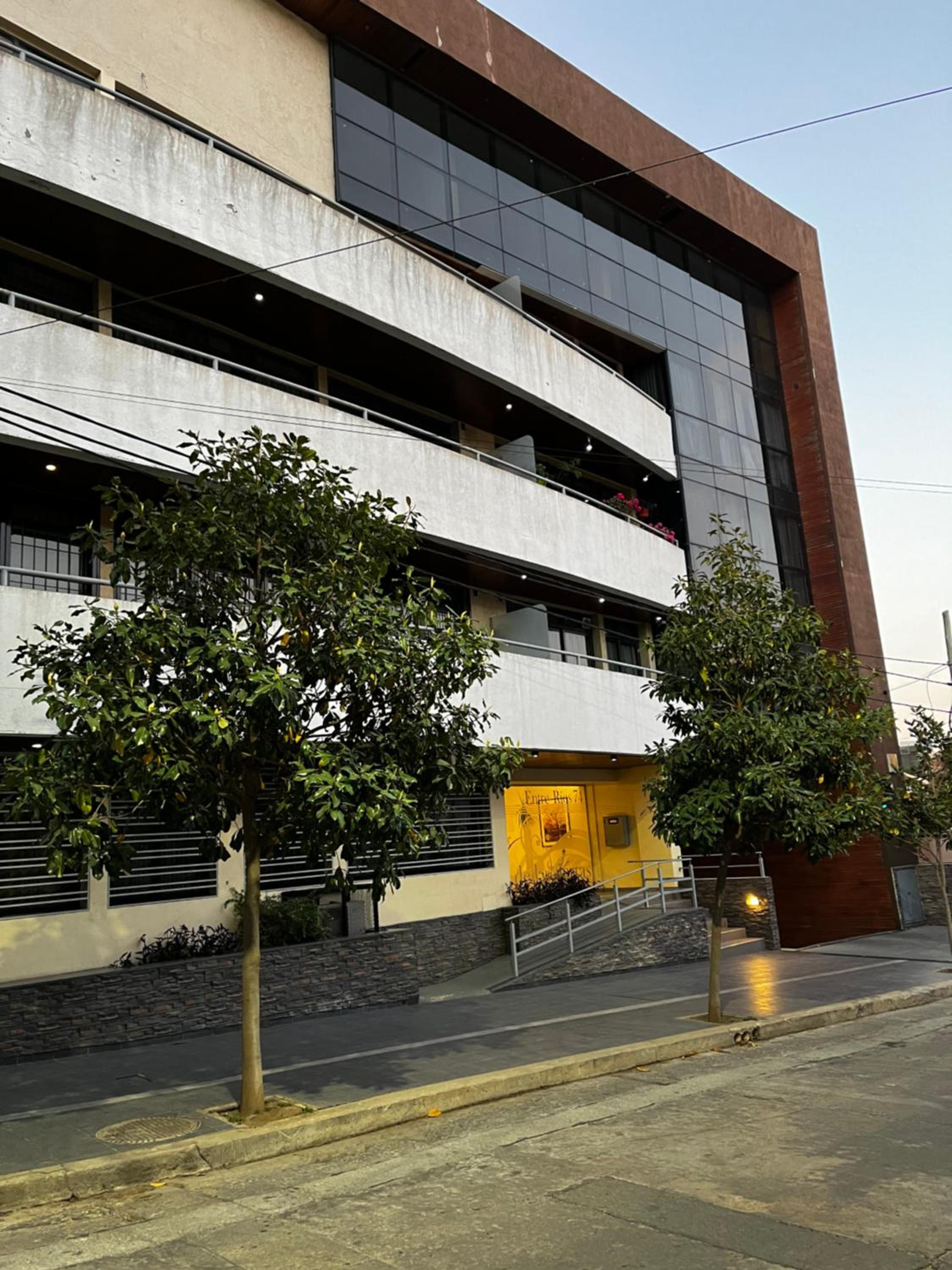 Departamento de Categoría, 2 dormitorios y 2 baños, hasta 5 personas