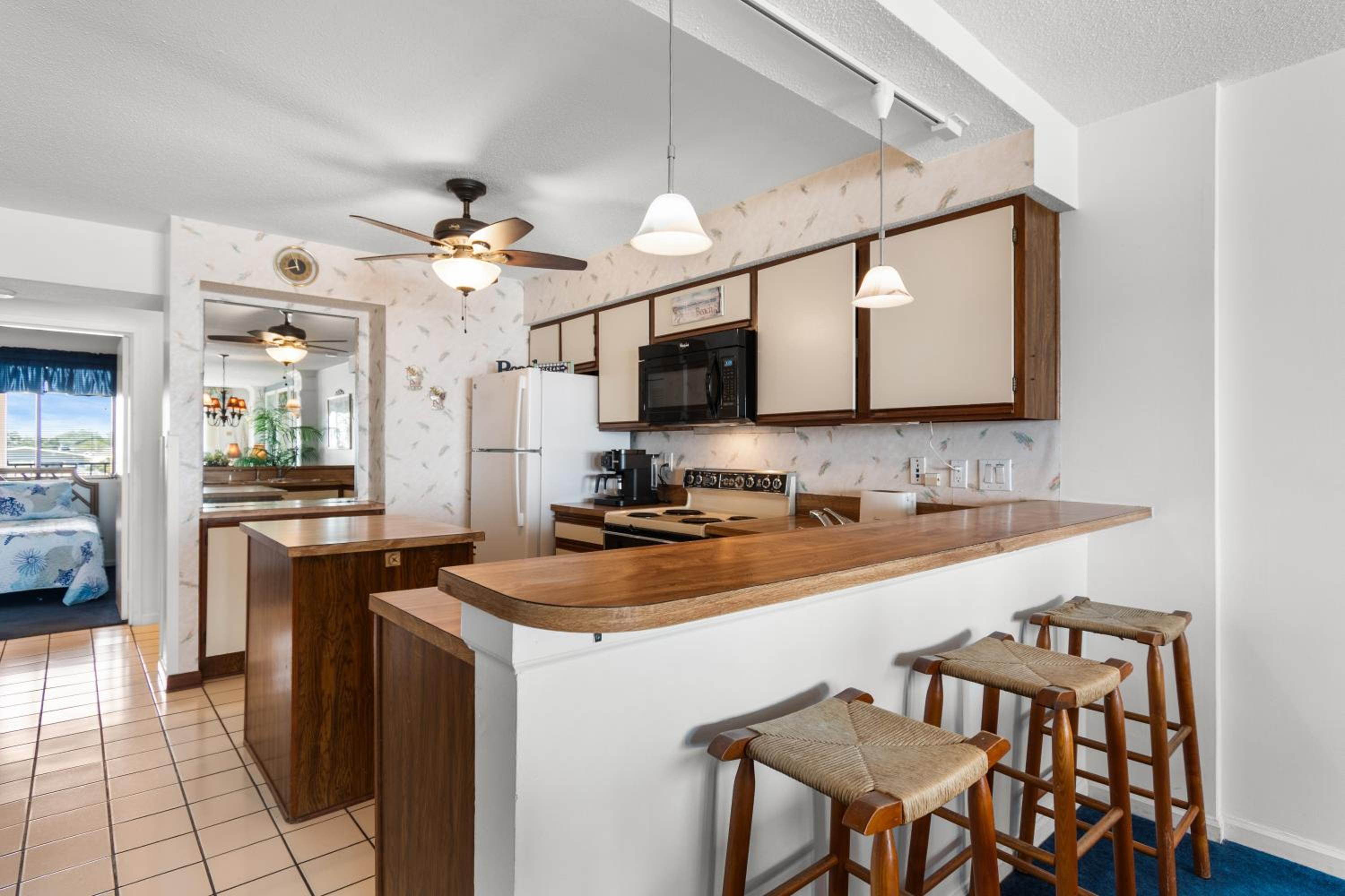 4 Bds- Beachfront Balcony- Near Barefoot- Pool view 4