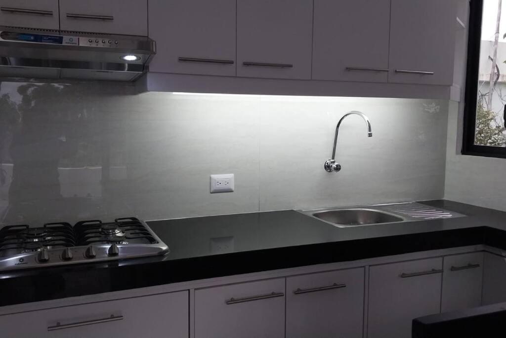 Moderno departamento familiar por estrenar