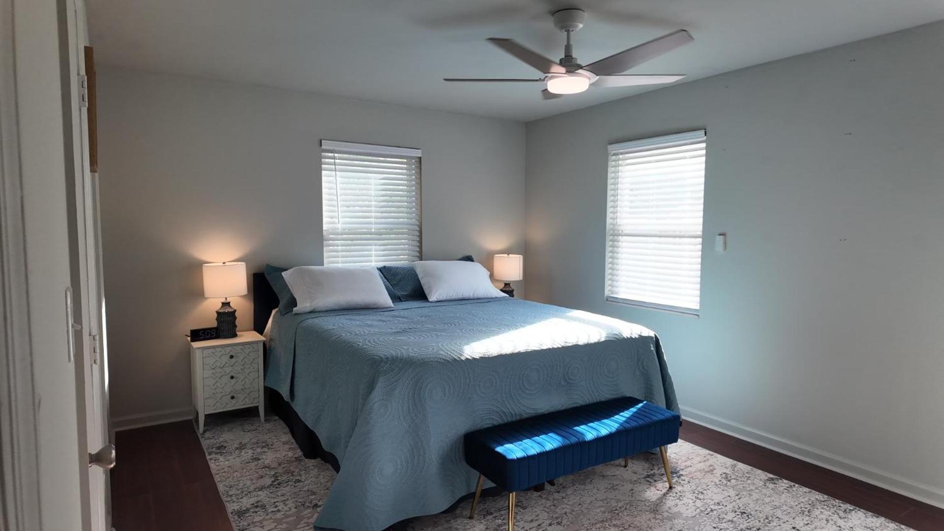 Elegant Townhome with King Bed on Quiet Cul-De-Sac Near I-10, FSU, & FAMU view 5