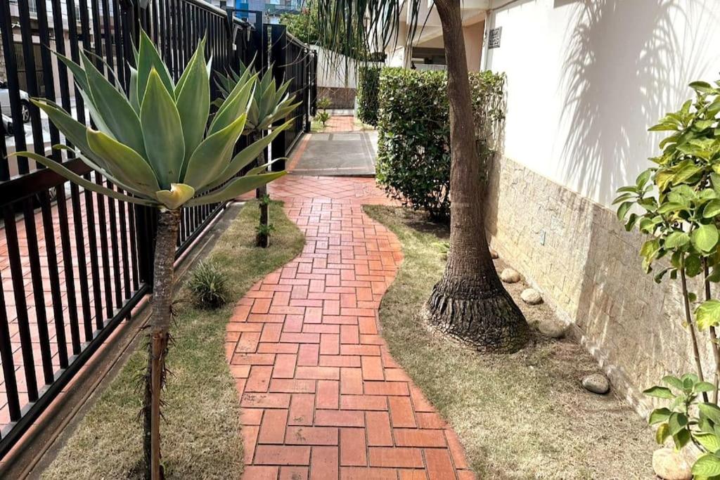 Apartamento Praia do Forte Cabo Frio até 8 pessoas