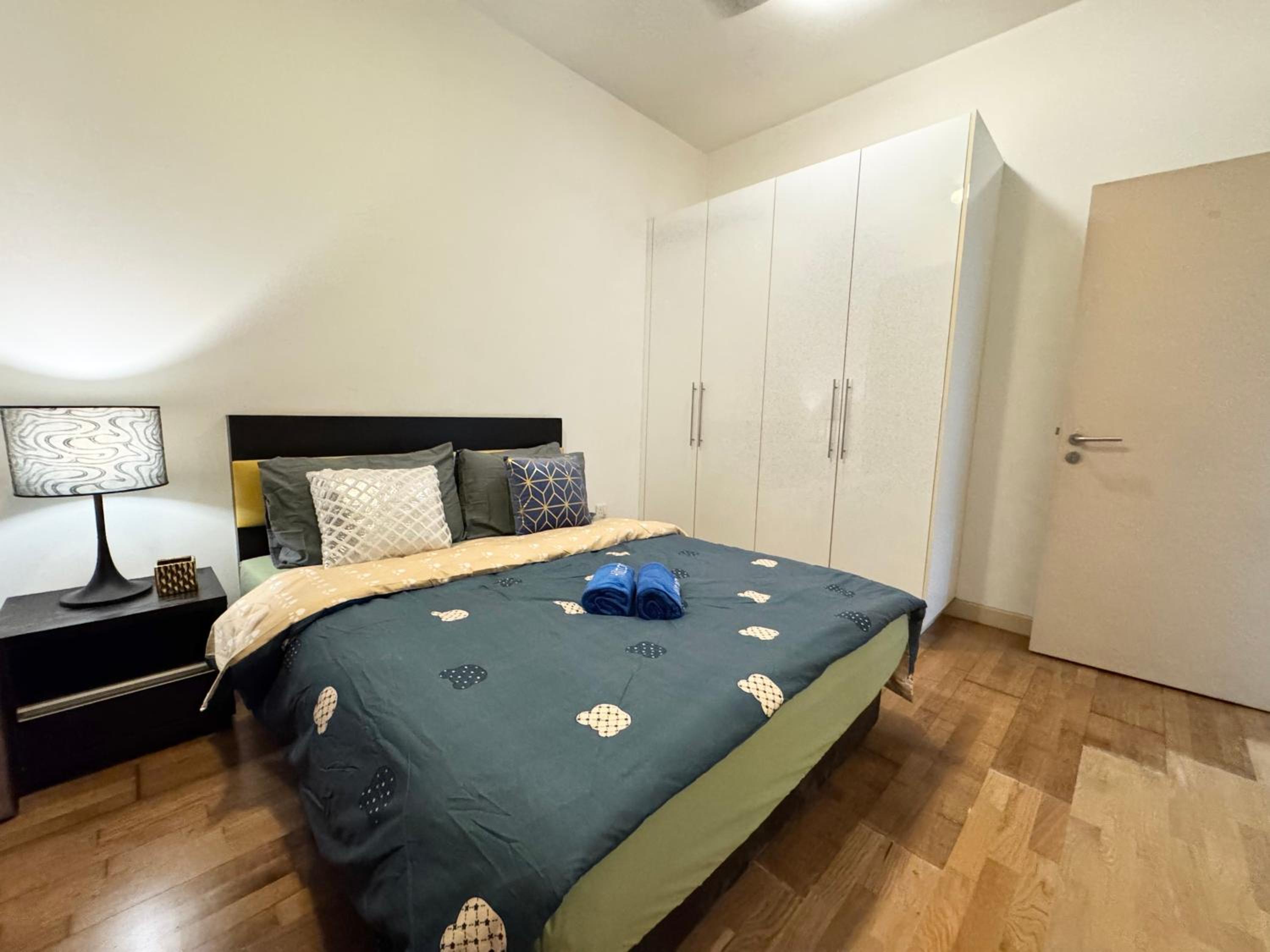 8 KLCC 5 minutes to Jalan Alor Street Bukit Bintang Pavilion 10 Pax 3R2B