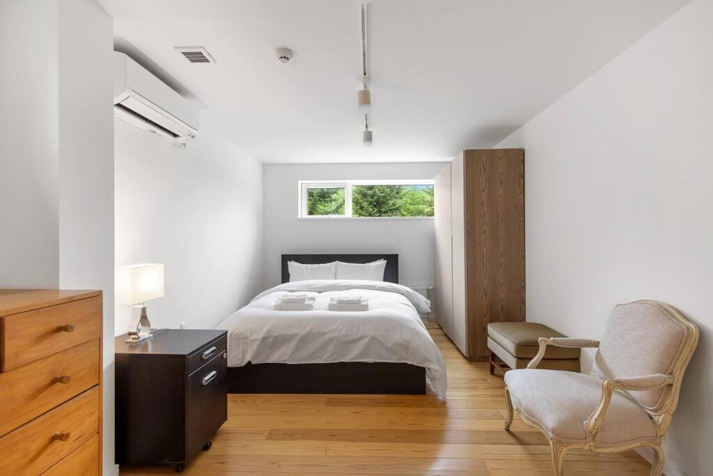 Gekko Hanazono