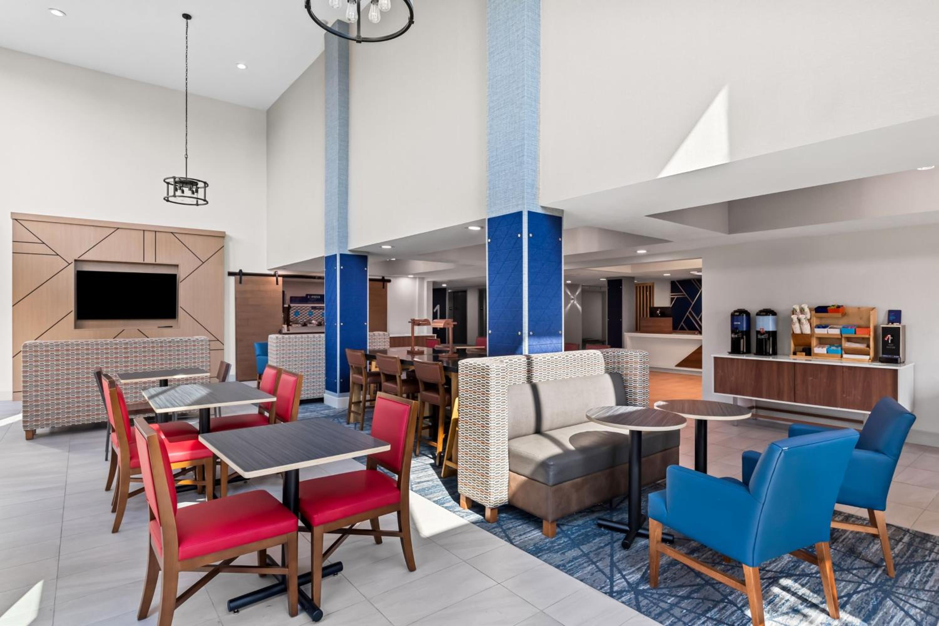 Holiday Inn Express Suites Austin SW - Sunset Valley, and IHG Hotel - Property Image 32