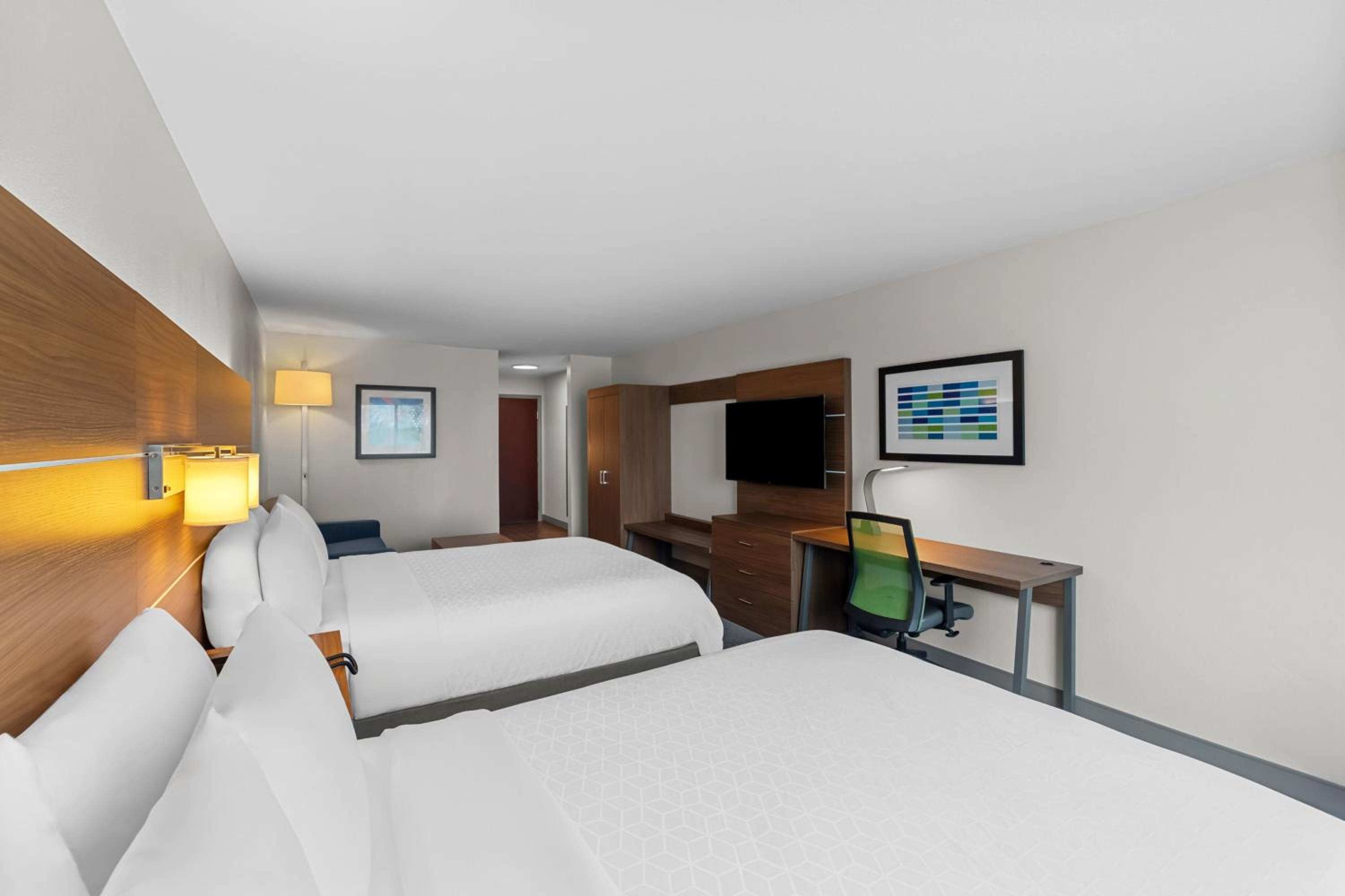 Holiday Inn Express  Suites Austin SW - Sunset Valley, and IHG Hotel - Property Image 2