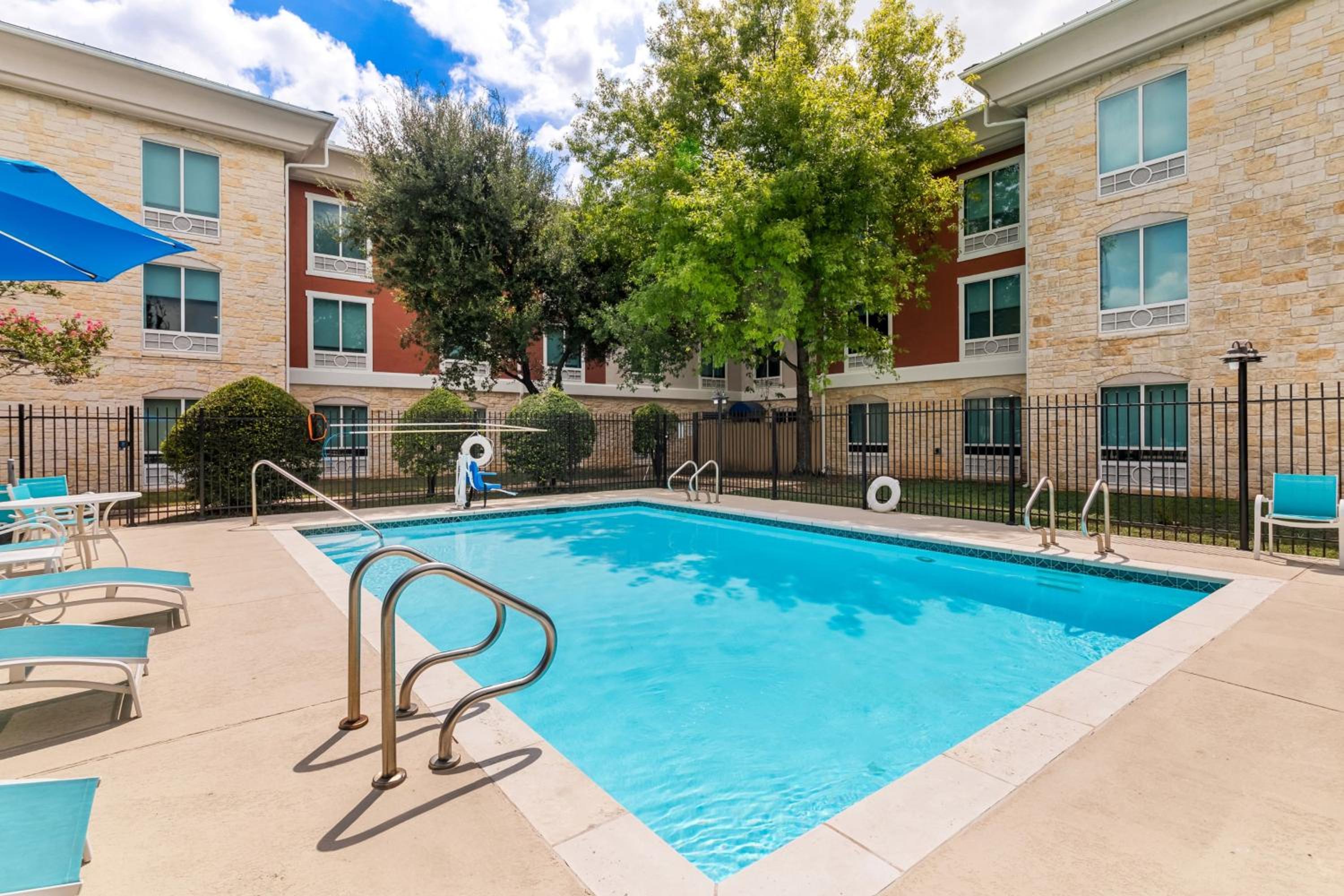 Holiday Inn Express Suites Austin SW - Sunset Valley, and IHG Hotel - Property Image 14
