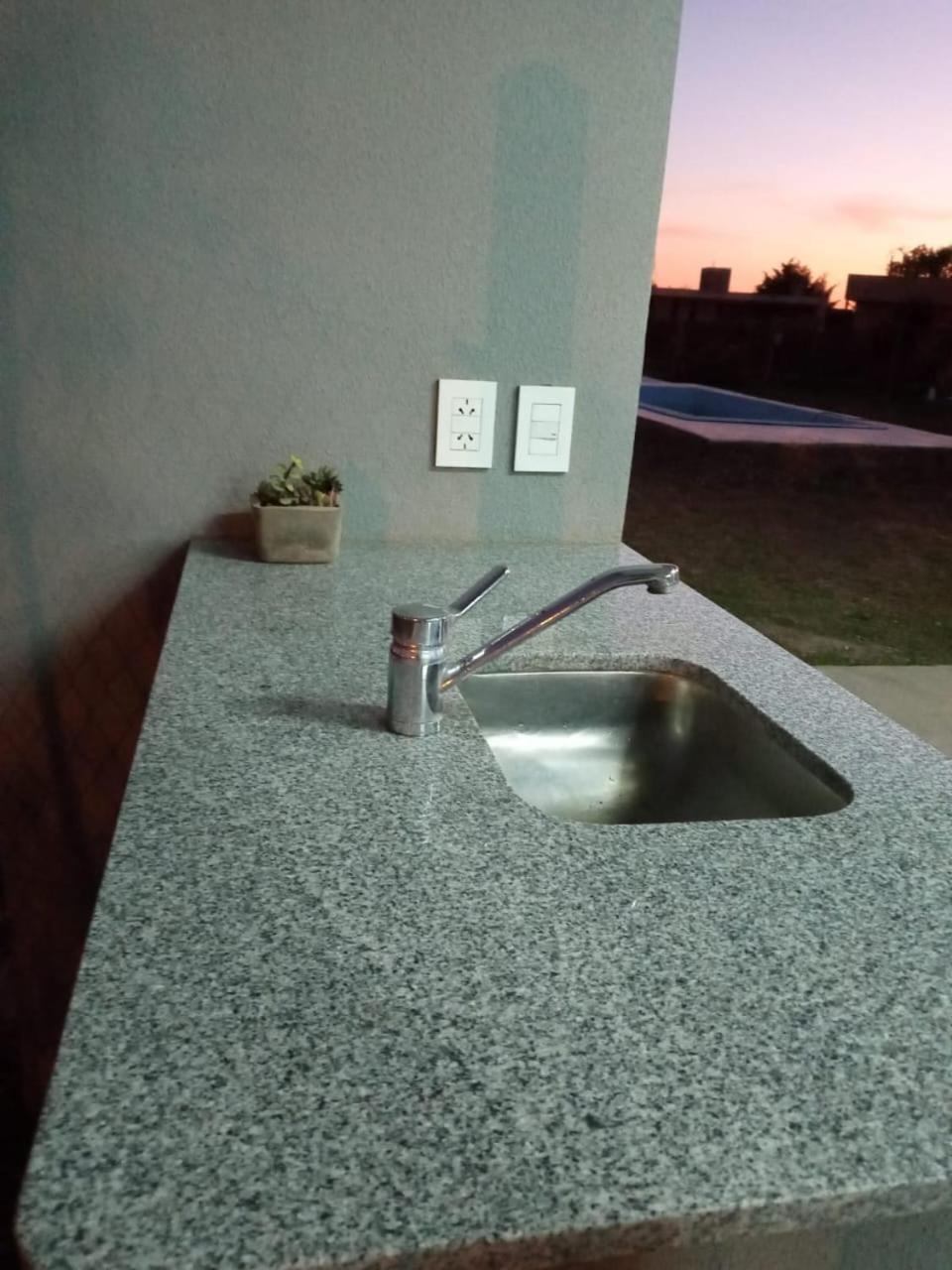 Casa con pileta Las Tardes Roldan