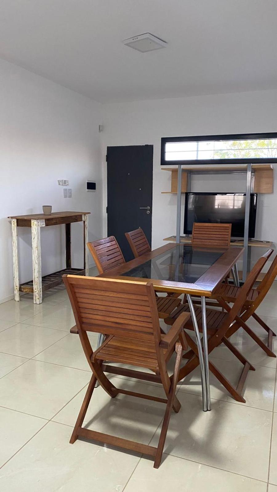 Casa con pileta Las Tardes Roldan