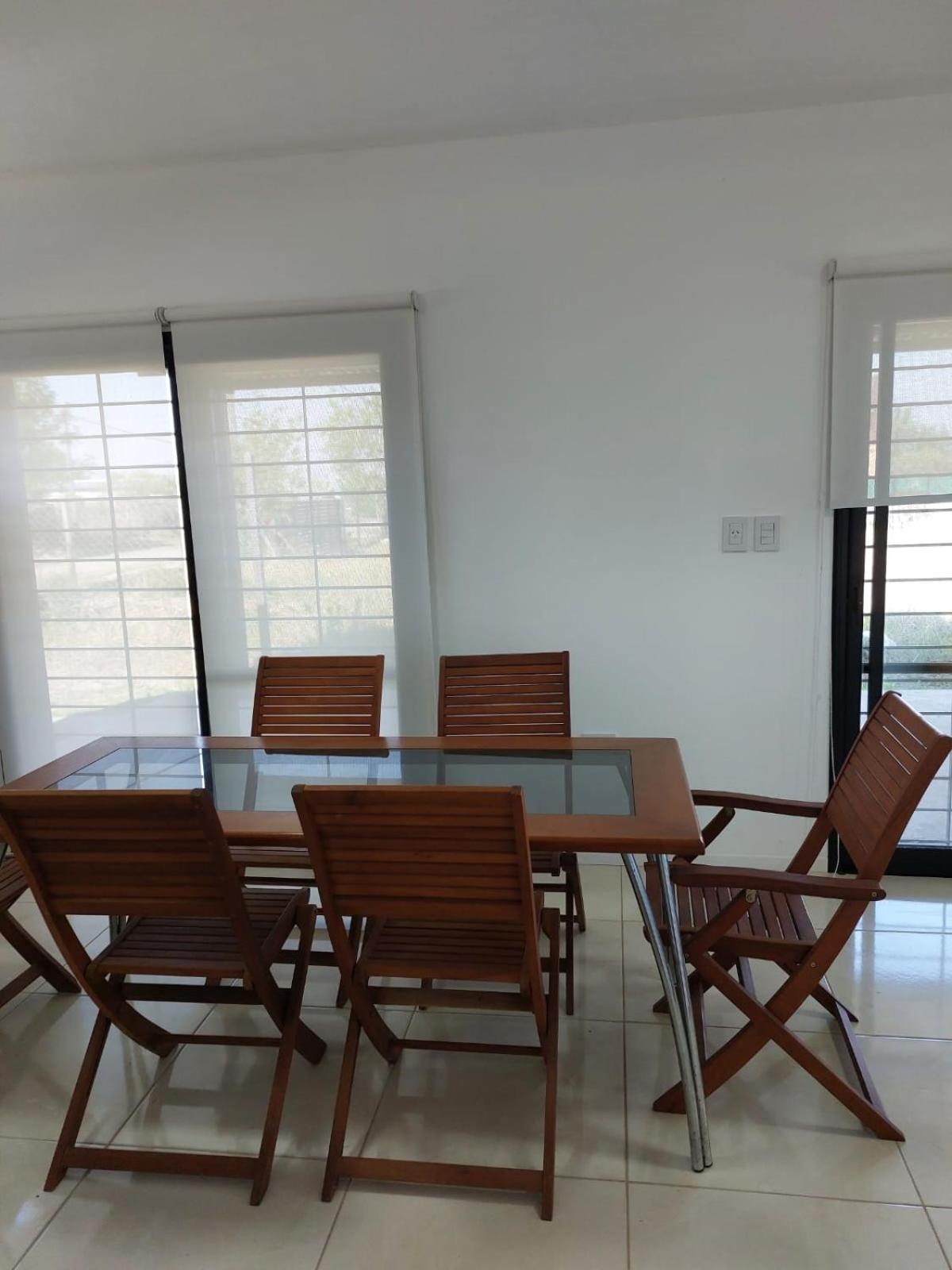 Casa con pileta Las Tardes Roldan
