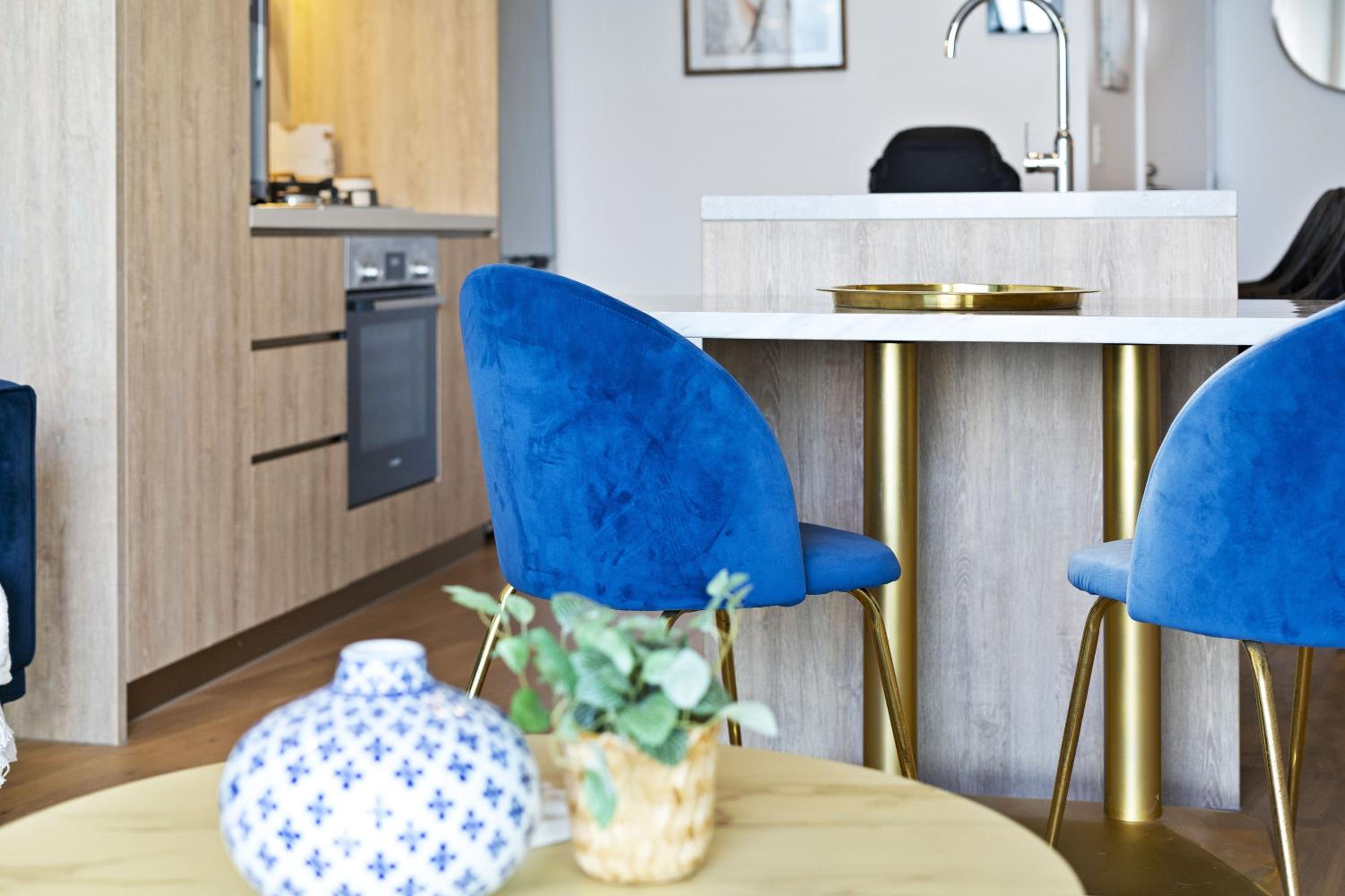 2 Bedroom 1 Bathroom Private Apartments at Casino - PAID PARKING ONLY