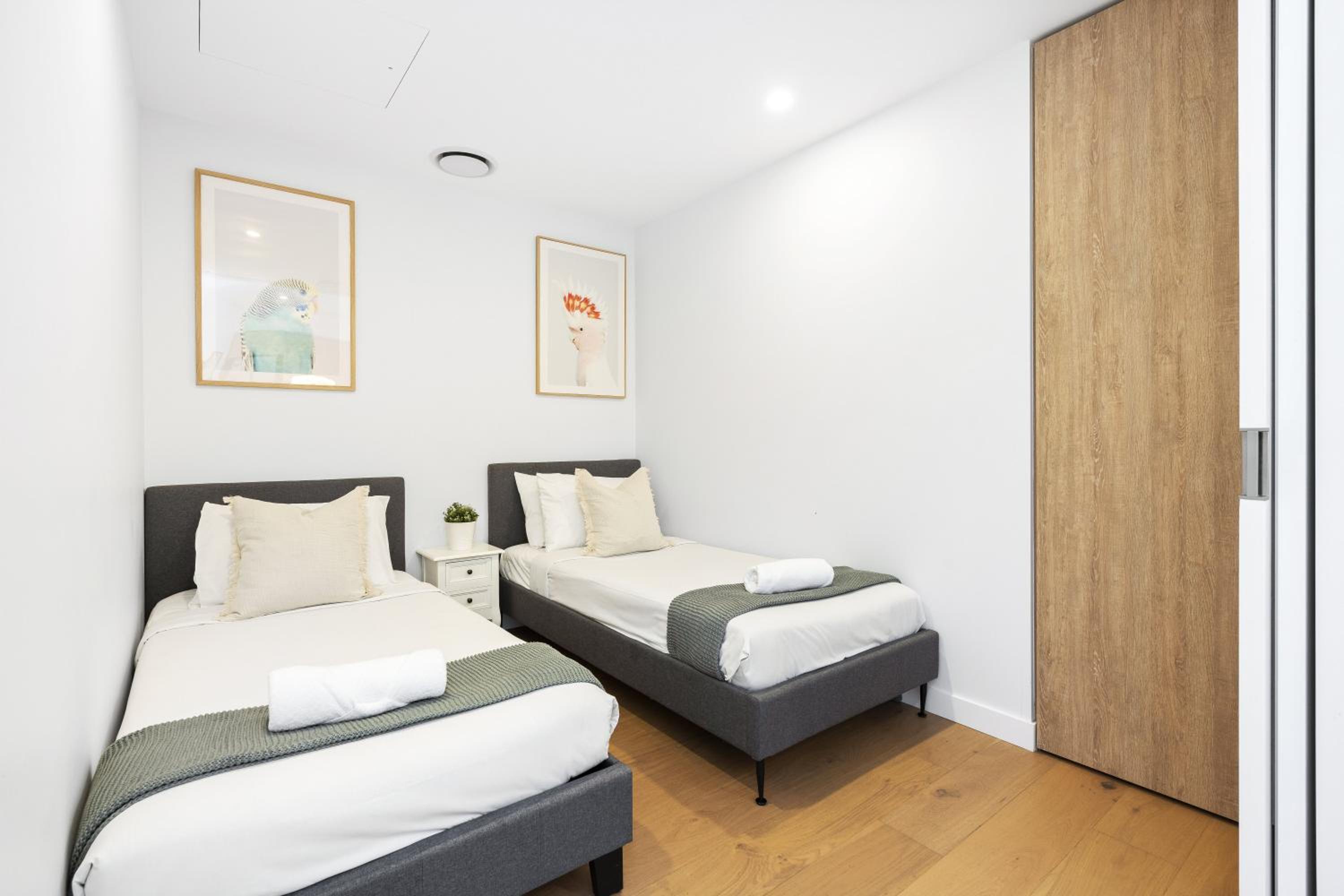 2 Bedroom 1 Bathroom Private Apartments at Casino - PAID PARKING ONLY