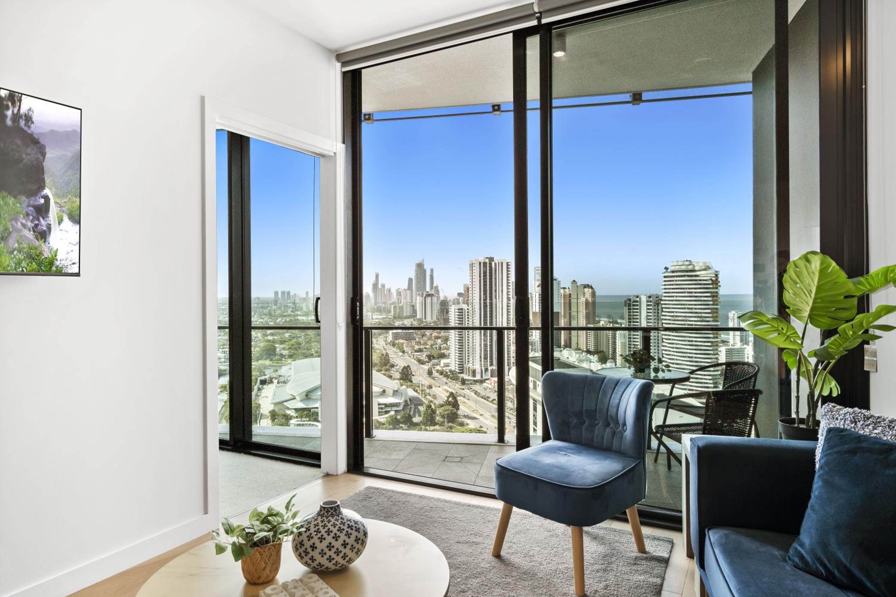 2 Bedroom 1 Bathroom Private Apartments at Casino - PAID PARKING ONLY