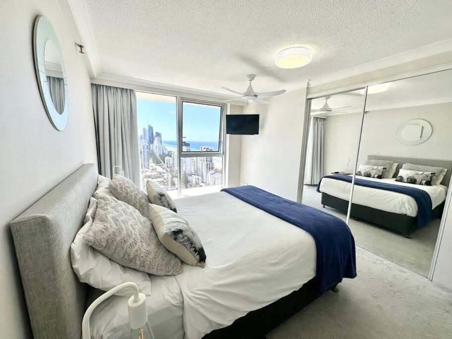 Beach Haven, 28th Floor Ocean Views