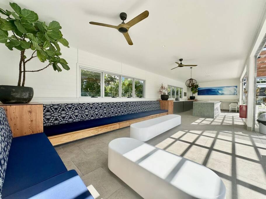 Beach Haven, 28th Floor Ocean Views