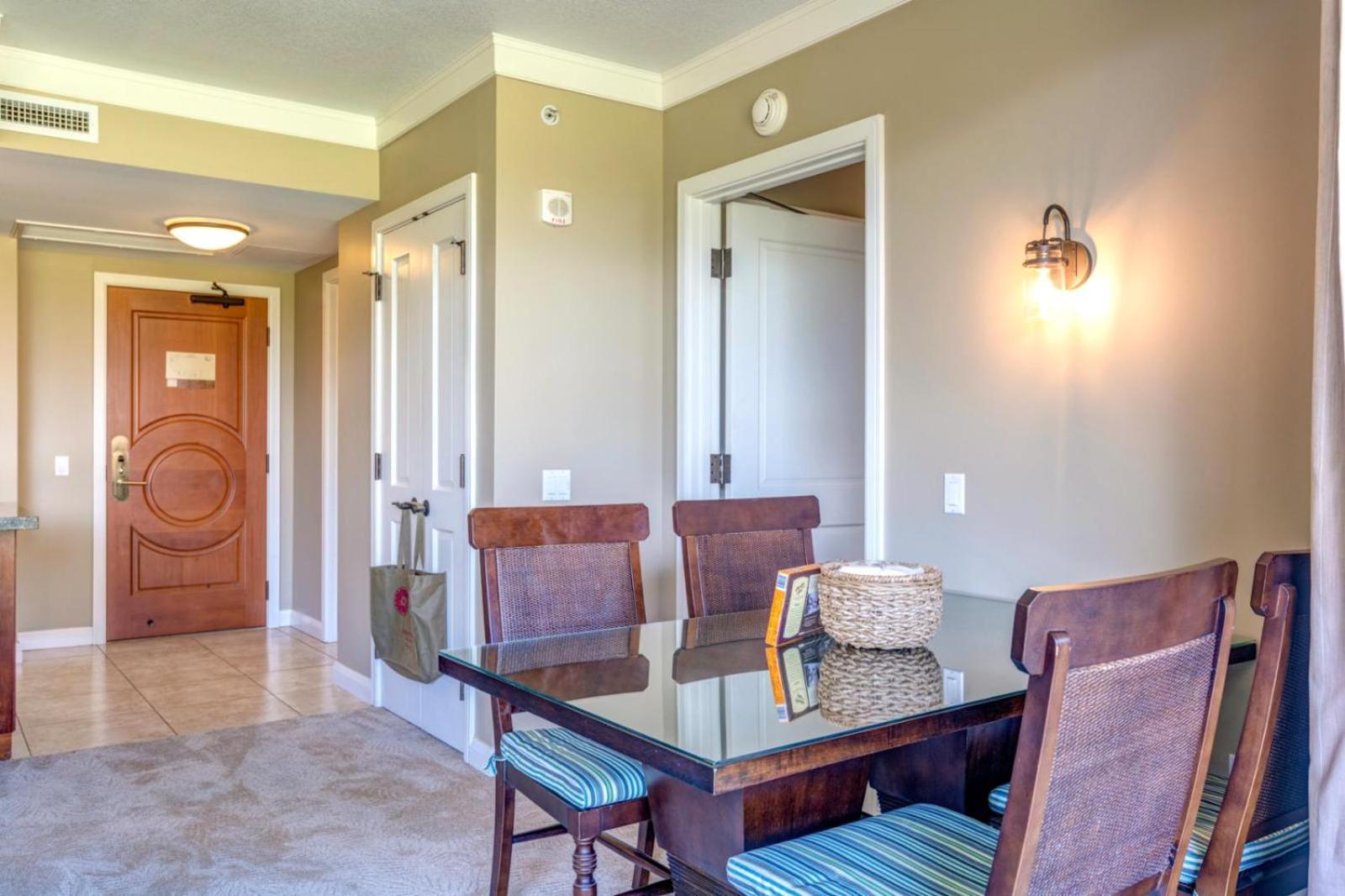 KBM Resorts: Honua Kai Hokulani HKH-240 – Ocean Views Steps to Beach Includes Rental Car