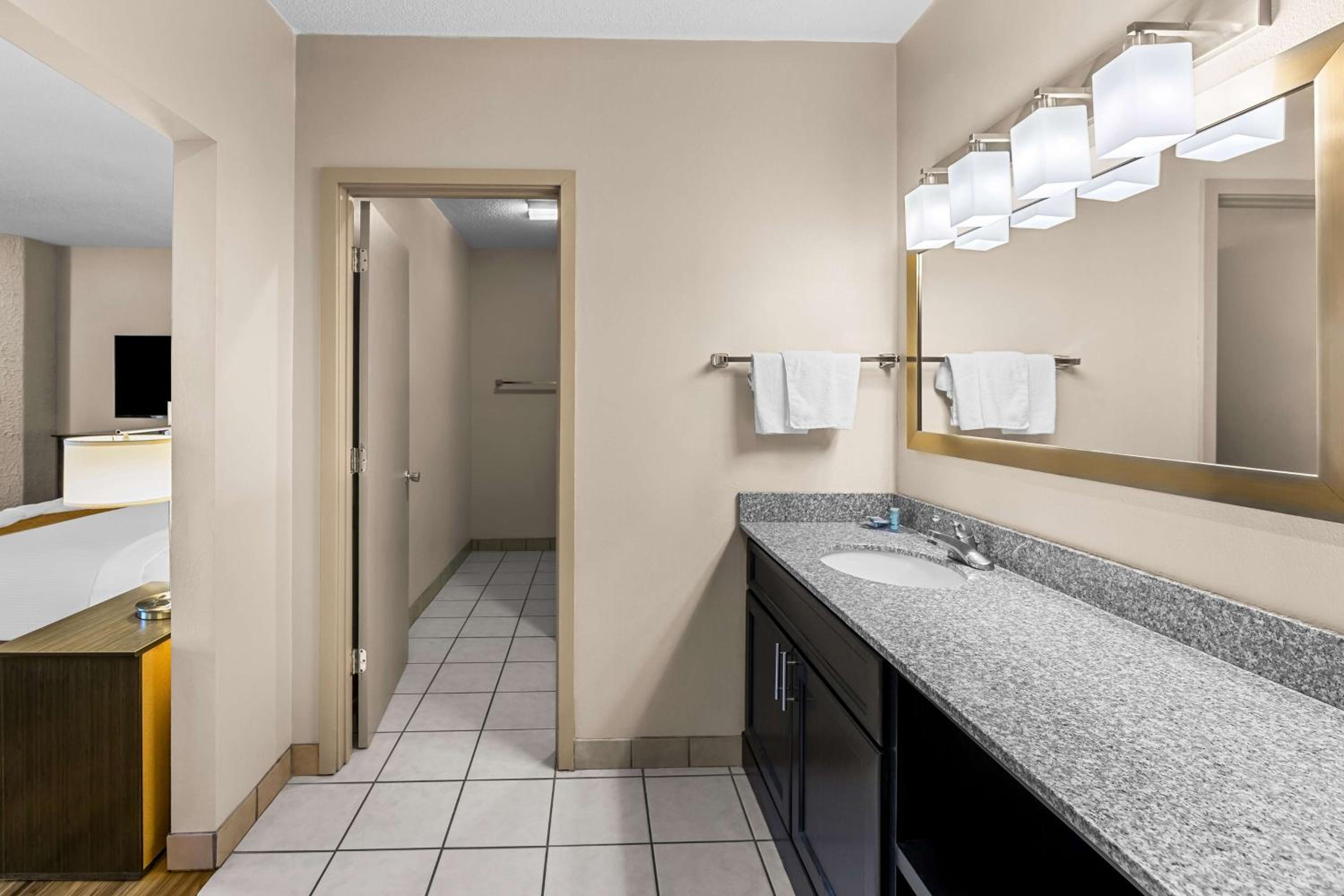 Best Western Toni Inn