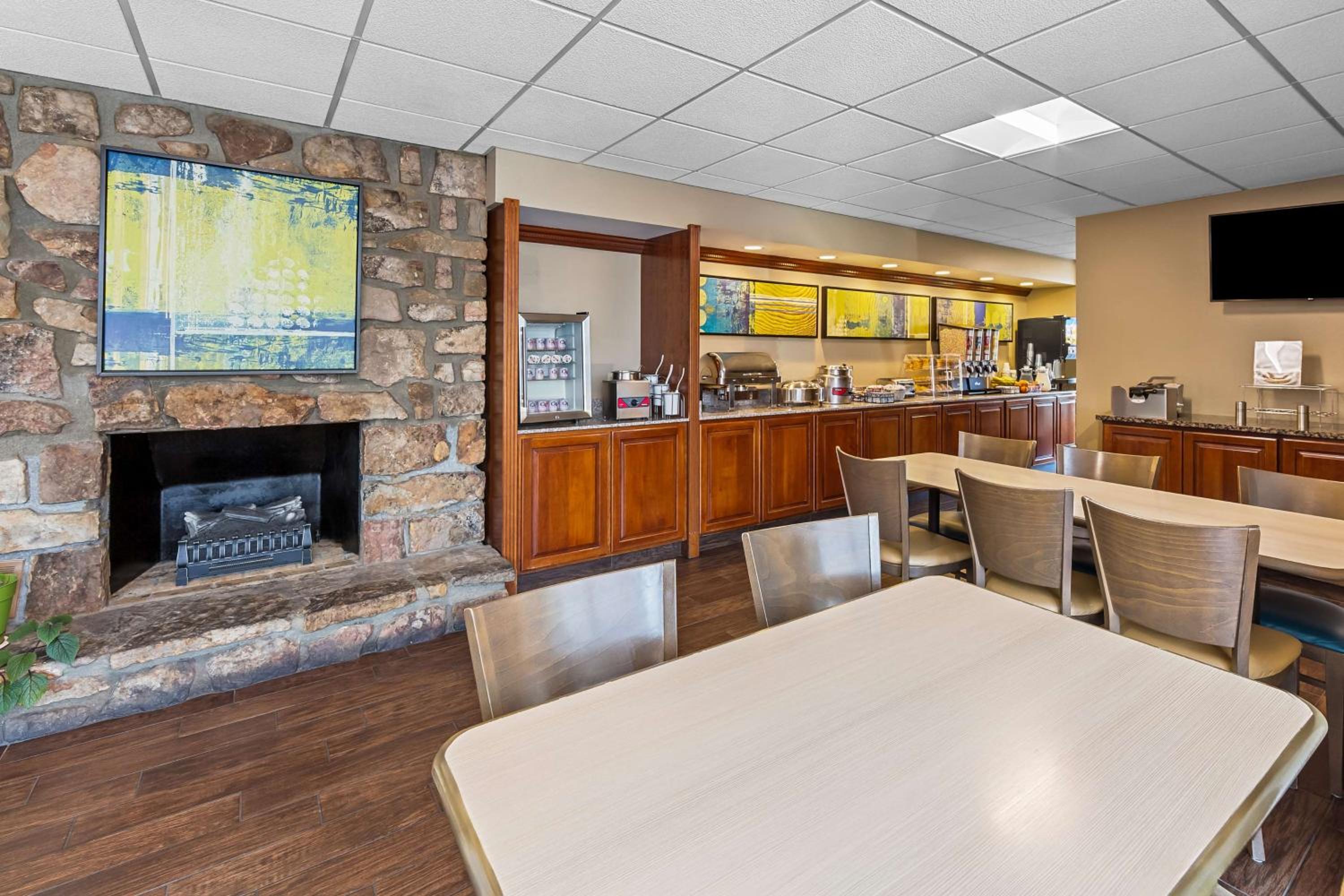 Best Western Toni Inn