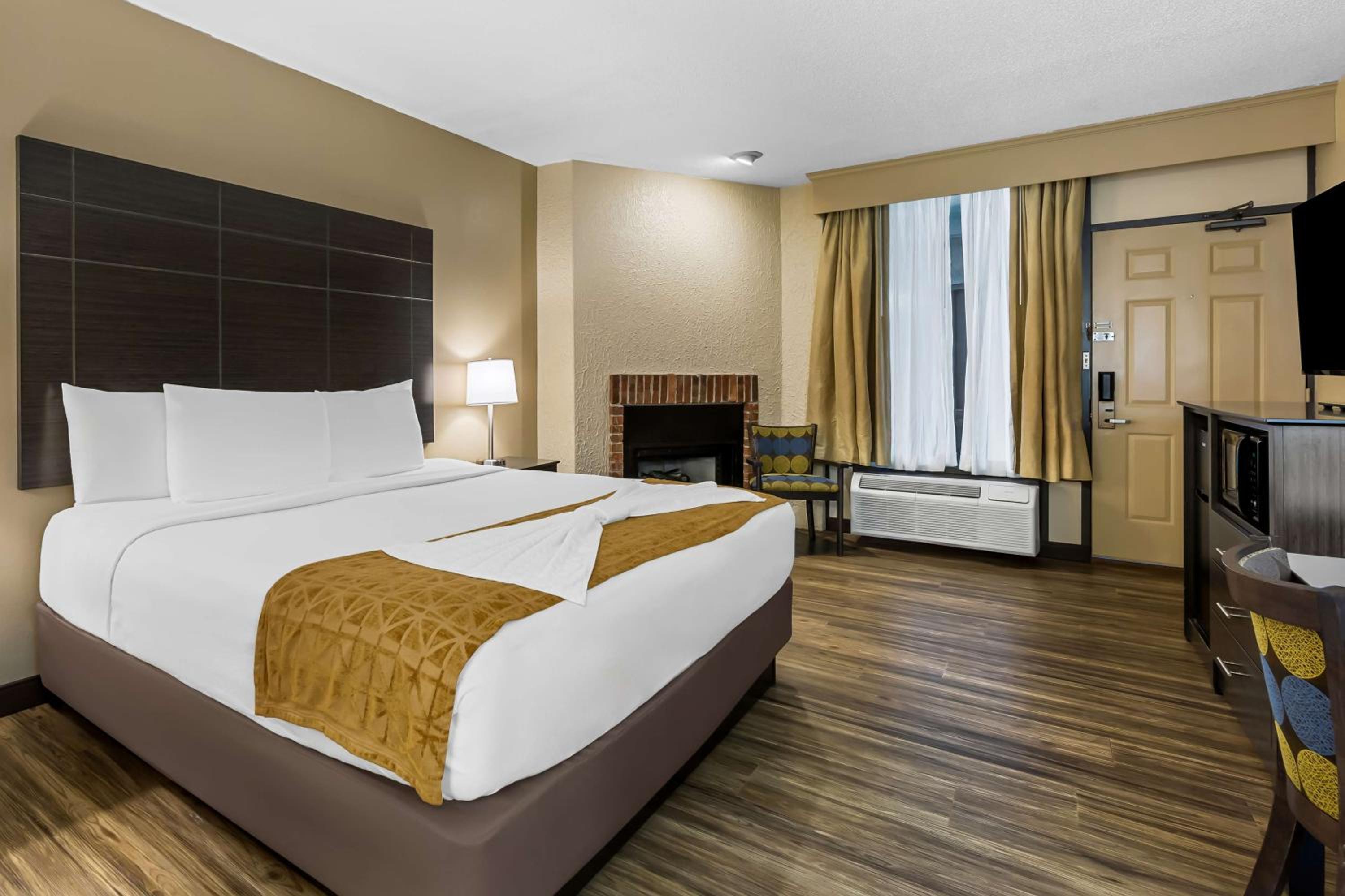 Best Western Toni Inn