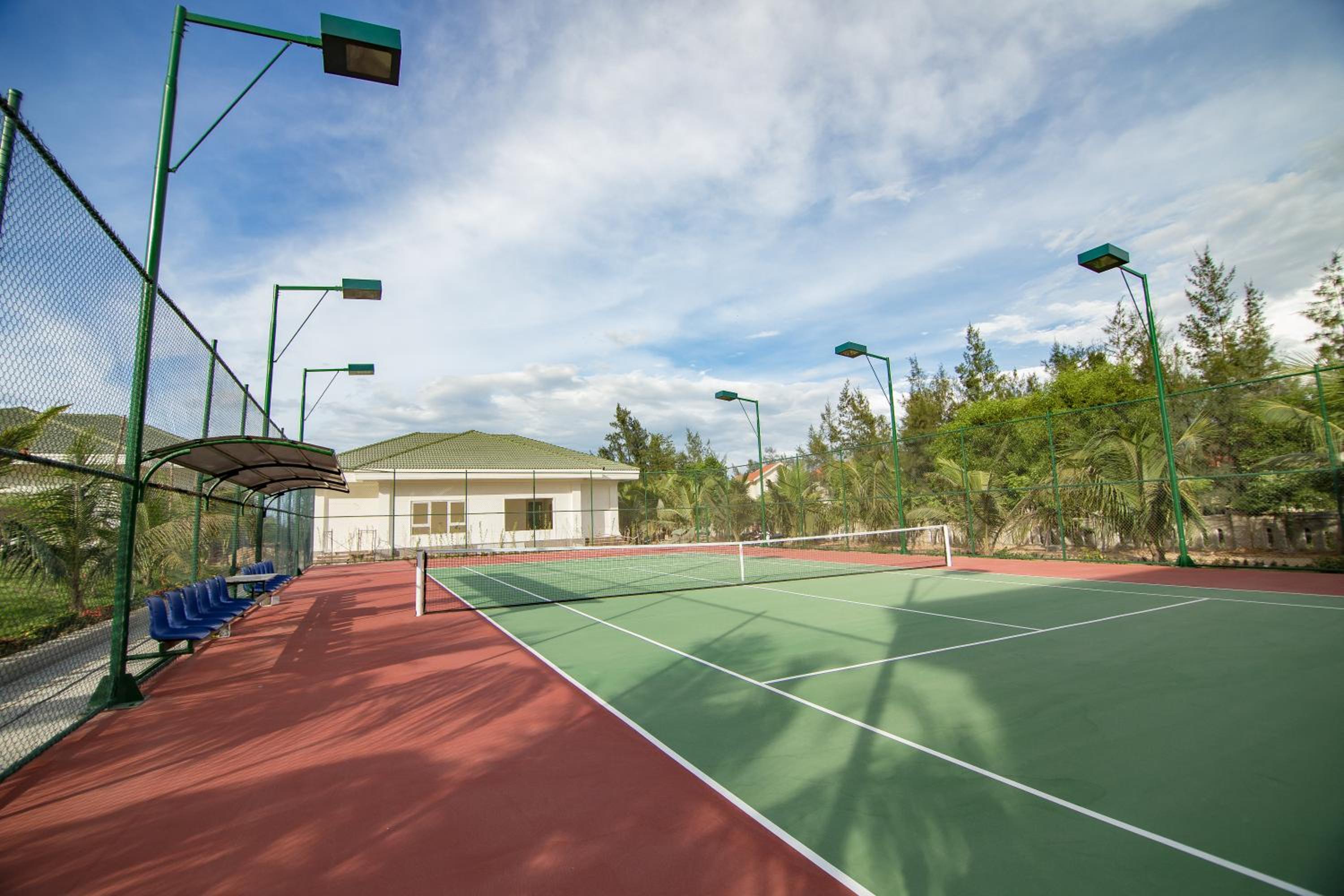 Gold Coast Hotel Resort & Spa
