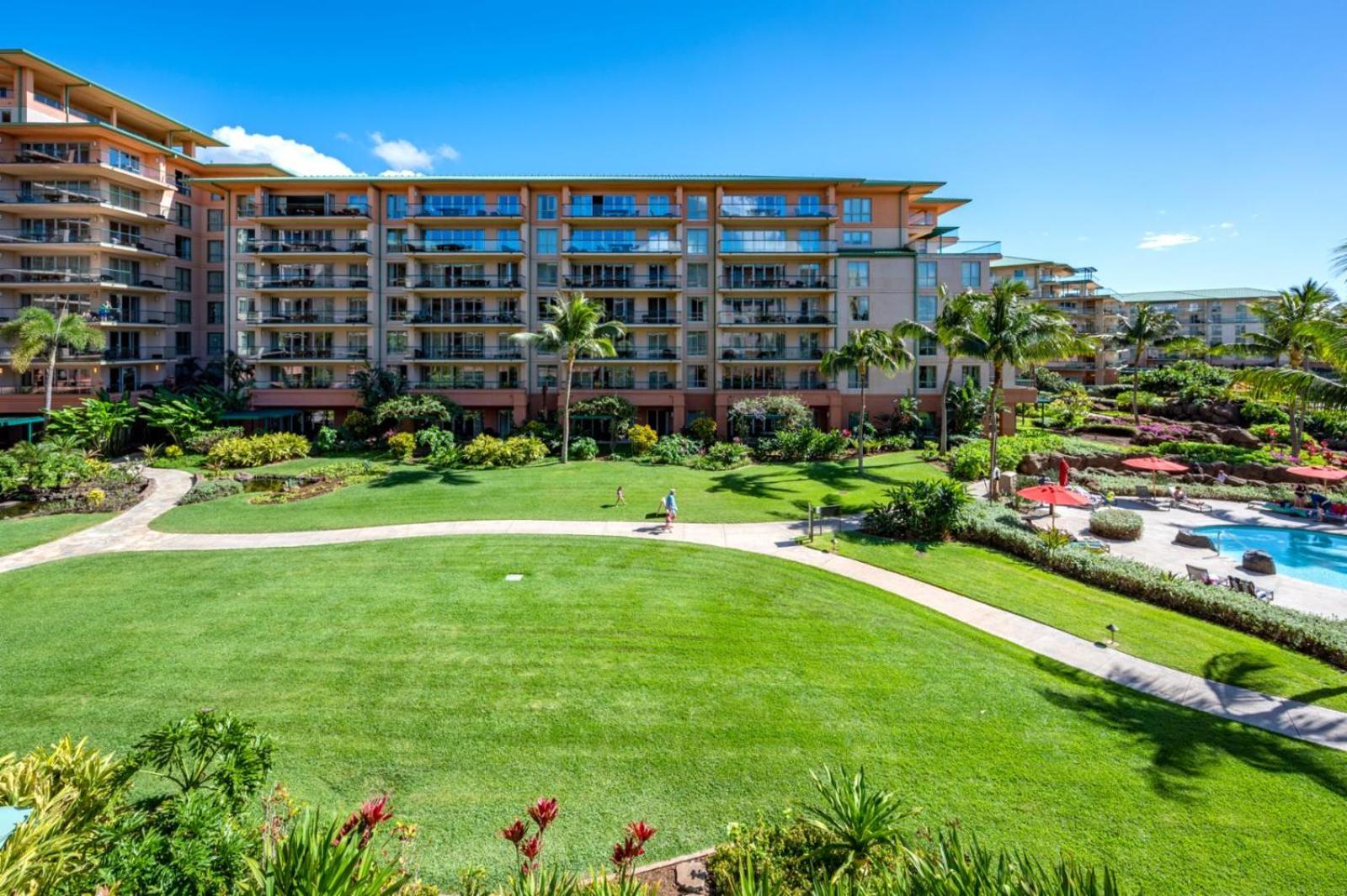 KBM Resorts: Honua Kai Konea HKK-349 Ocean View Easy Beach Access Includes Rental Car view 5