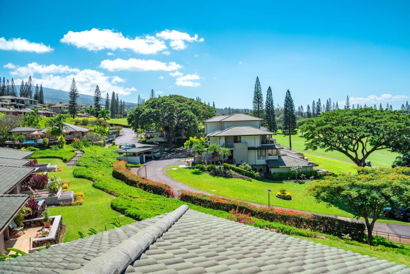 KBM Resorts: Kapalua Golf Villa KGV-19T1 Remodeled with Ocean Views Includes Rental Car