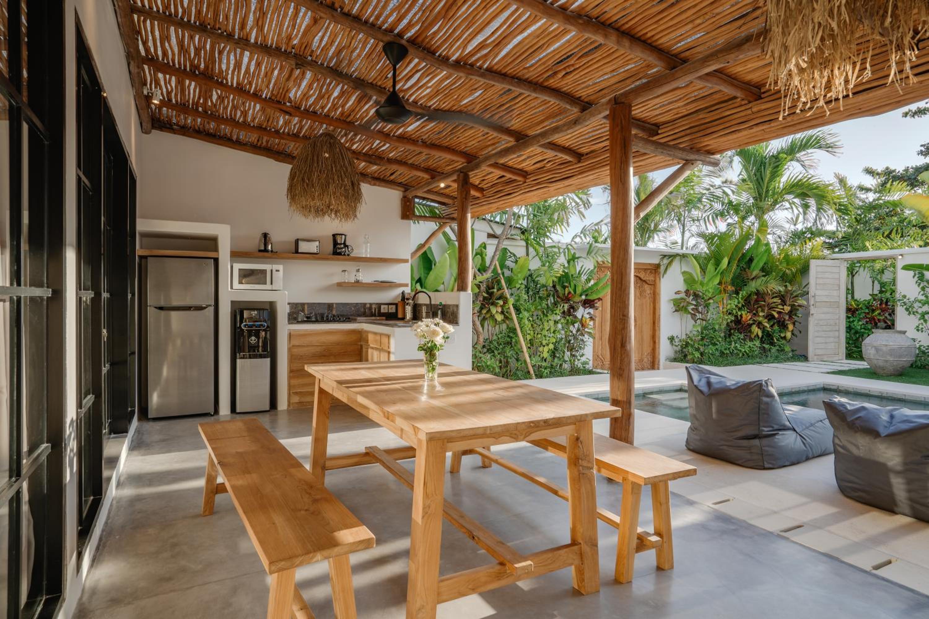 Ruta Villas - 4BR near Nyanyi Beach & Luna Beach Club, 2 Villas Next to Each Other view 5