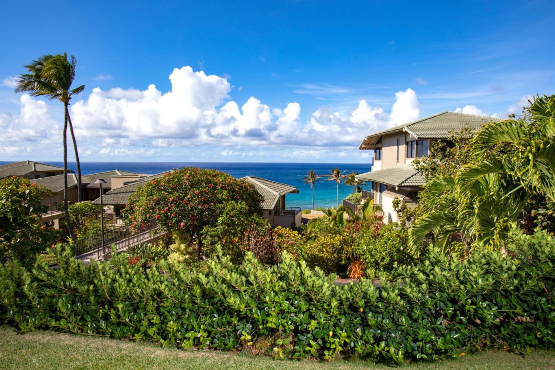 KBM Resorts: Kapalua Bay Villas KBV-17G4 Ocean Front Free Rental Car view 2