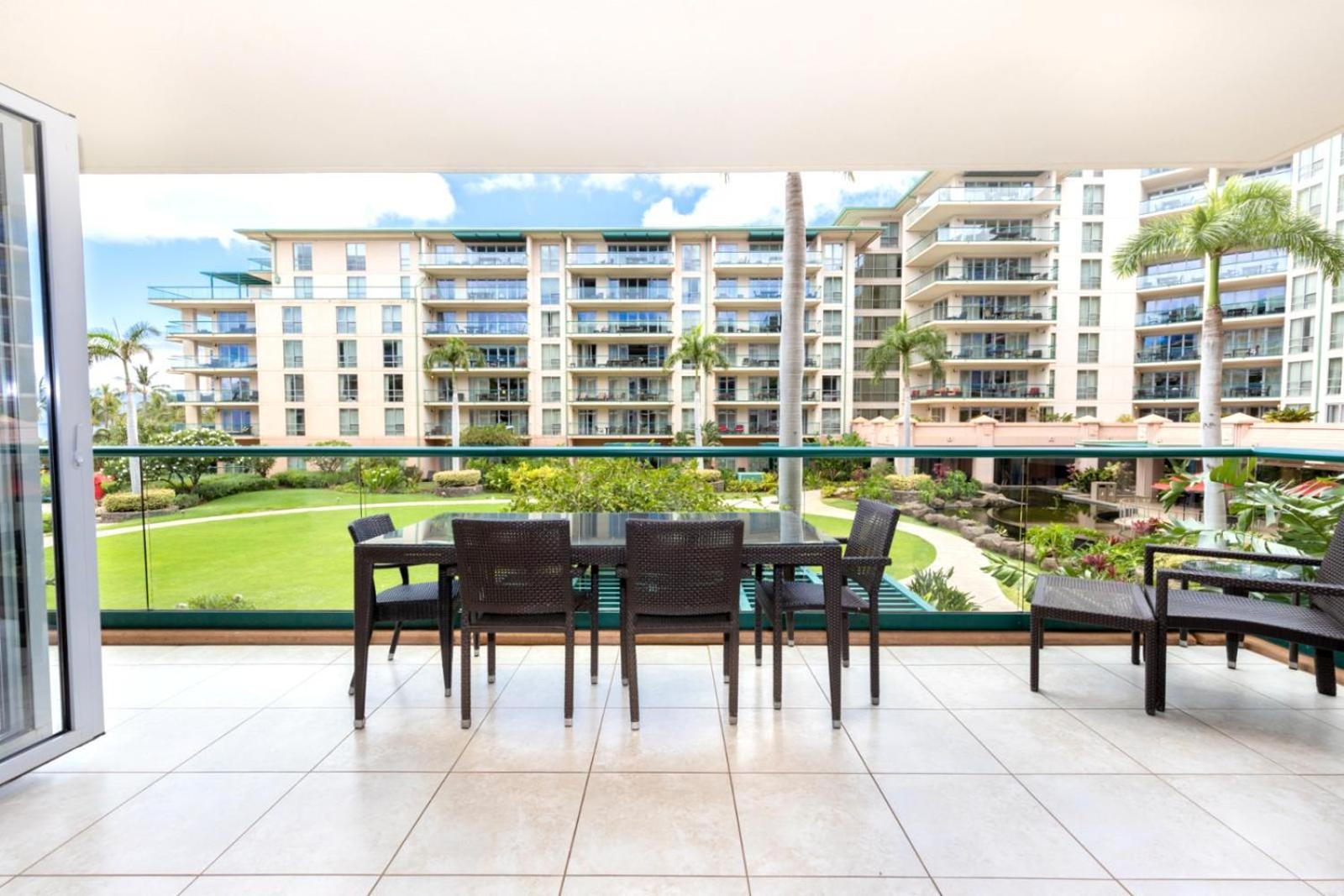 KBM Resorts: Honua Kai Hokulani HKH-211 Large Ocean View Inner Courtyard Includes Rental Car view 4