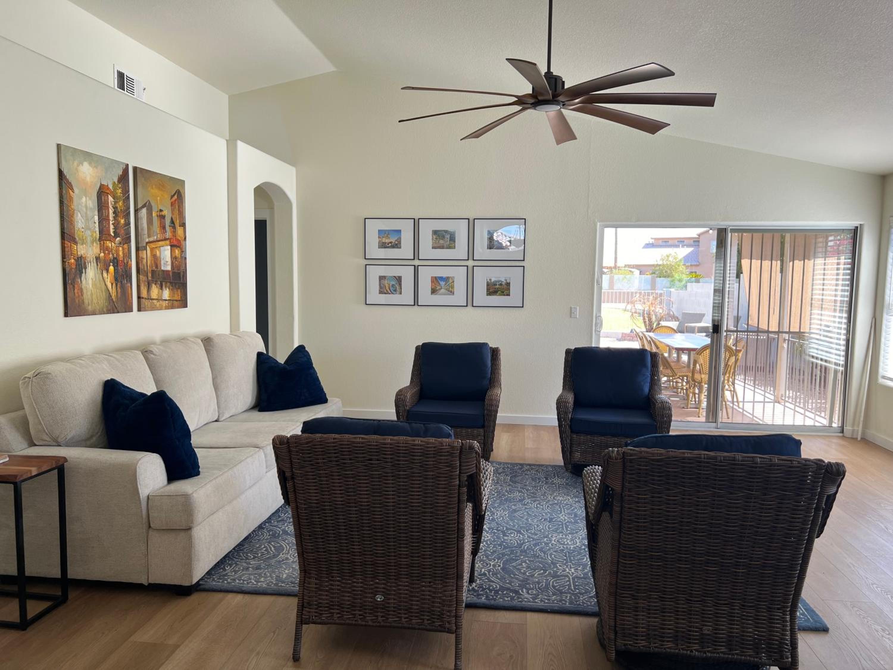 lounge