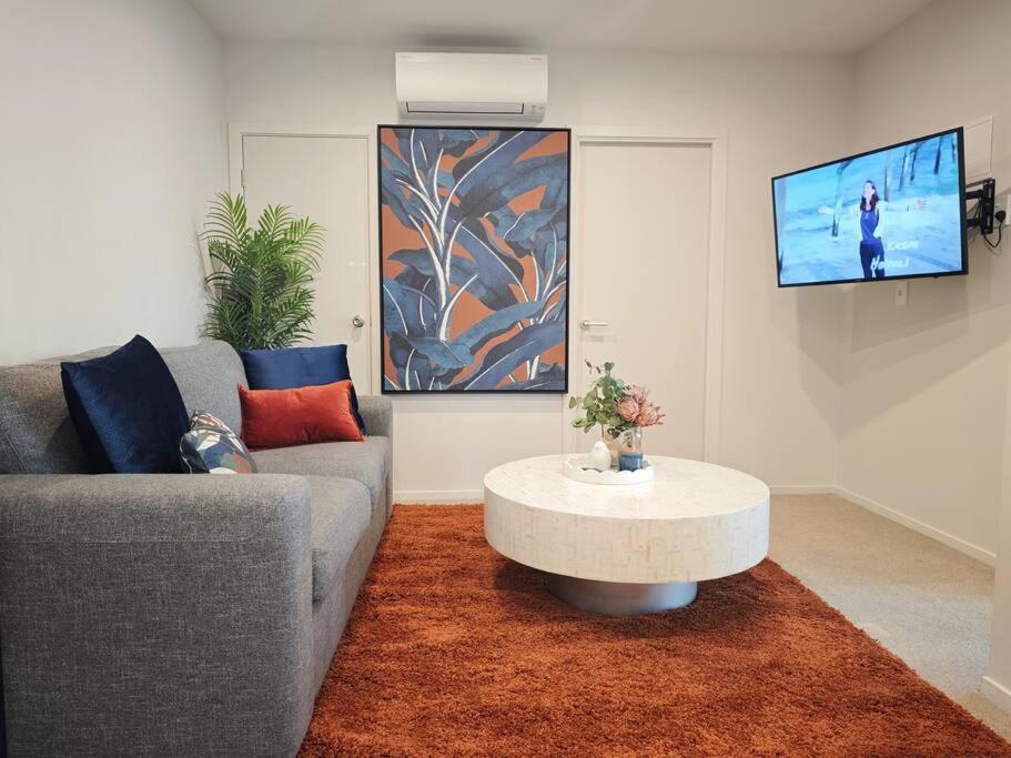 Boutique 2BR Apt-Remarkable View