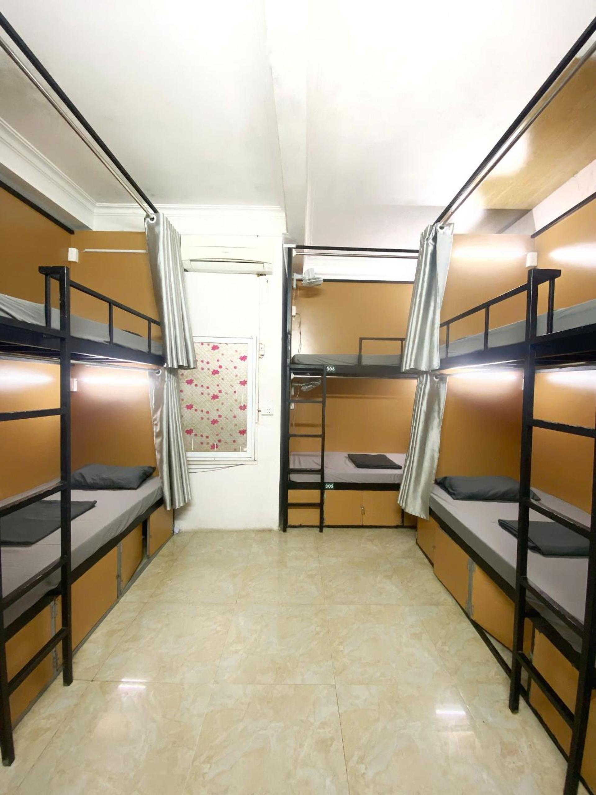Hanoi New Comb Hostel