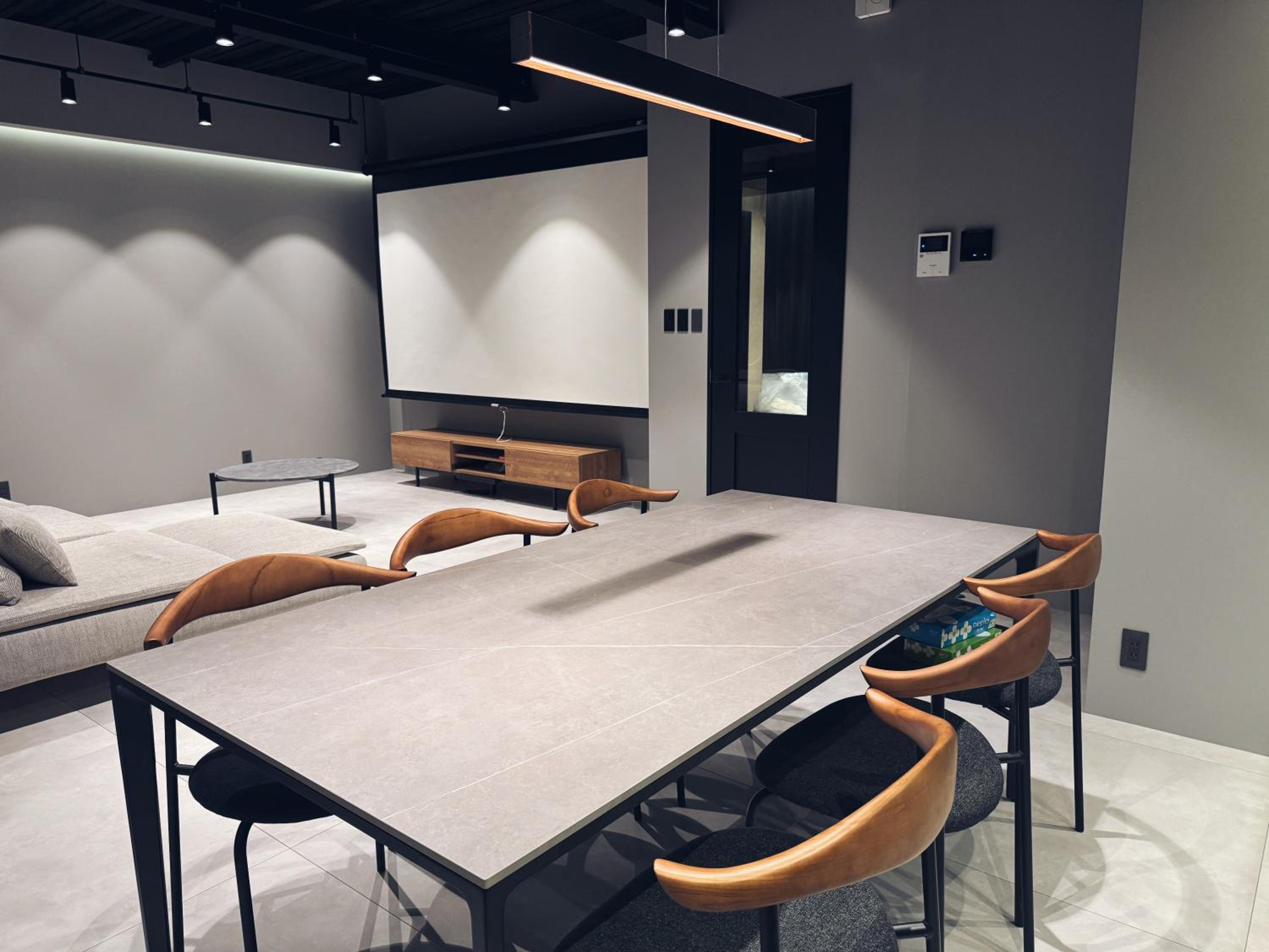meeting & event spaces