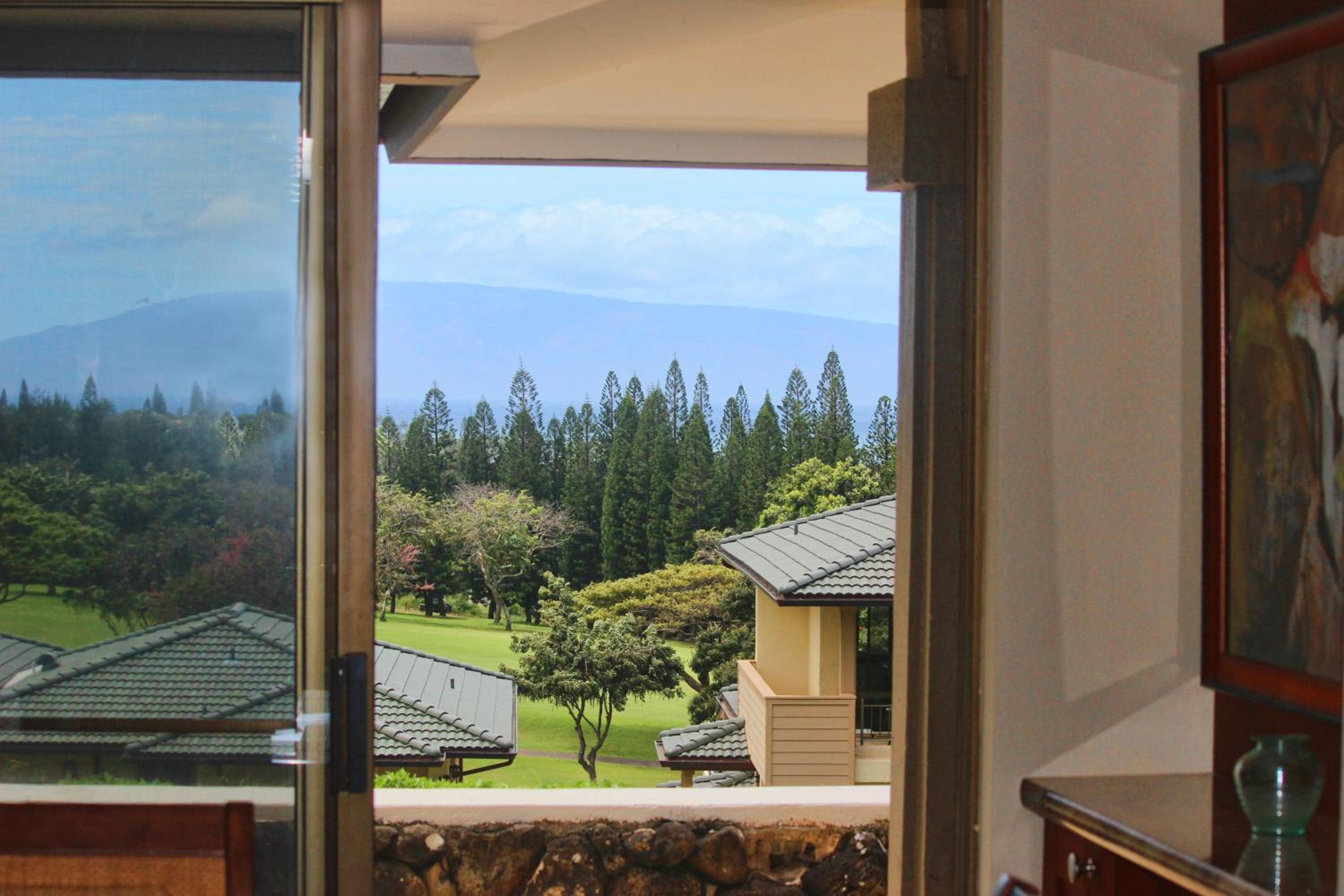 KBM Resorts: Kapalua Golf Villa KGV-19P3 Remodeled with Ocean Views Includes Rental Car