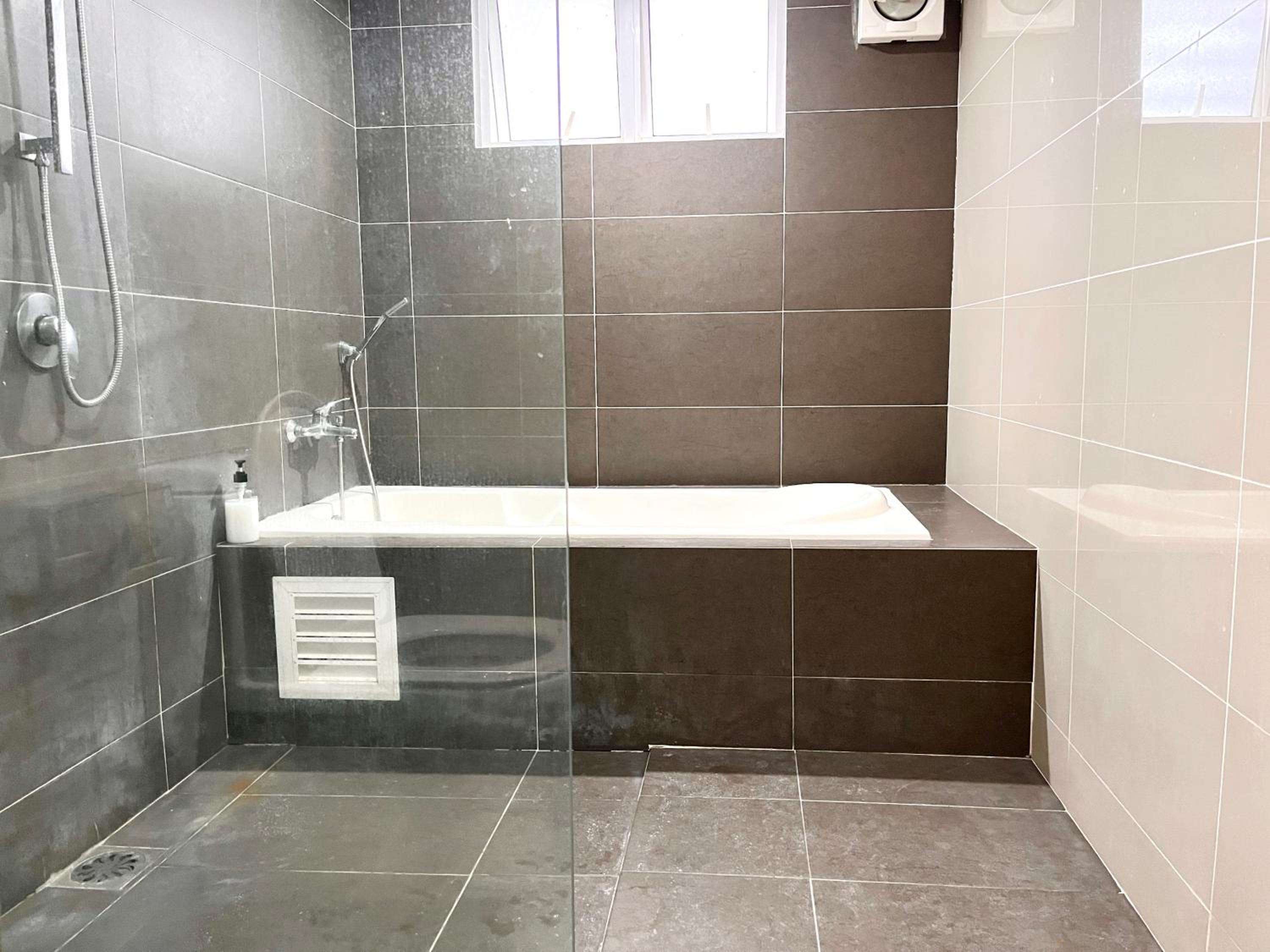 HillLand Suites