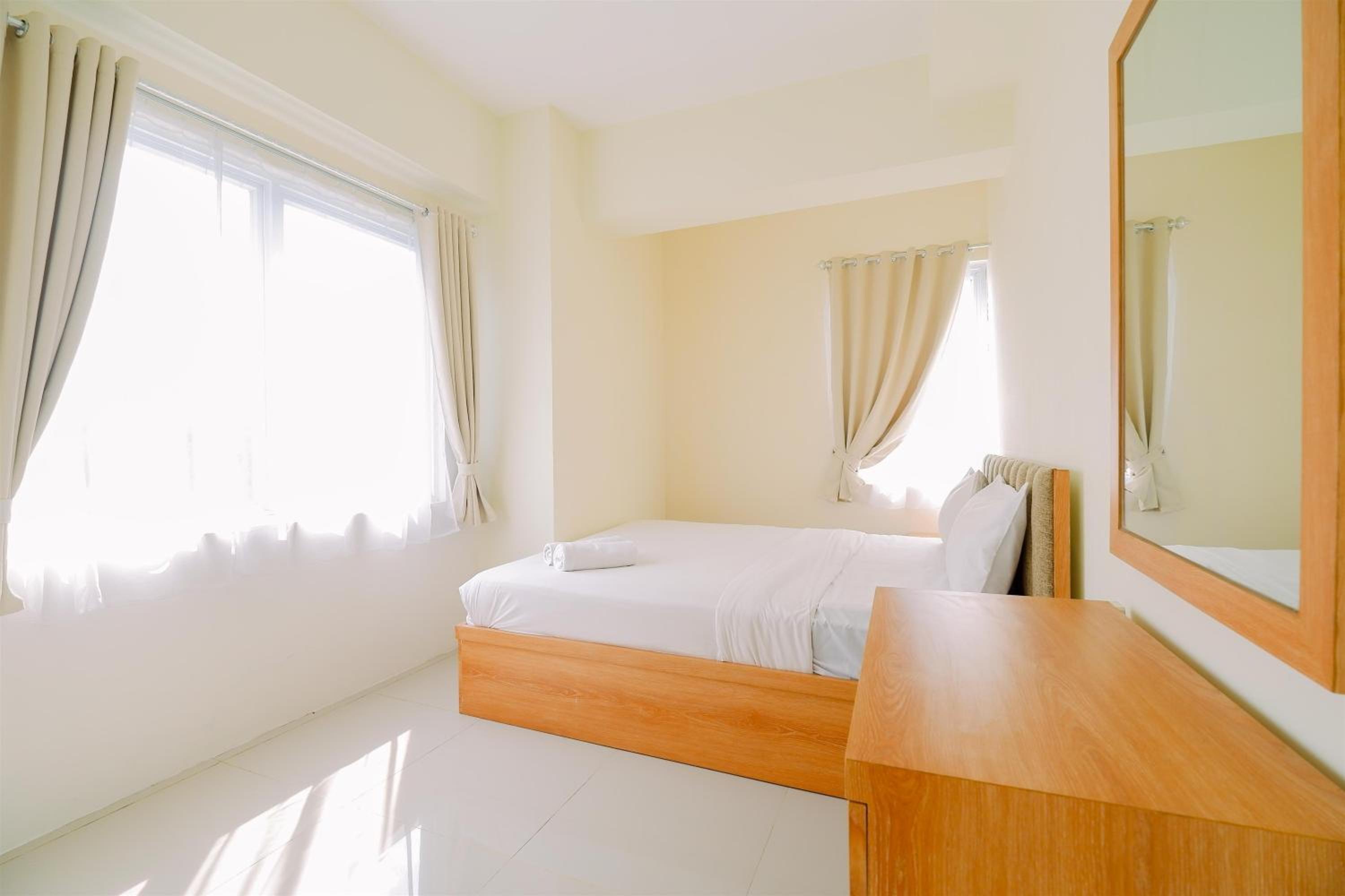 Warm and Cozy Living 2BR Bogorienze Apartment By Travelio