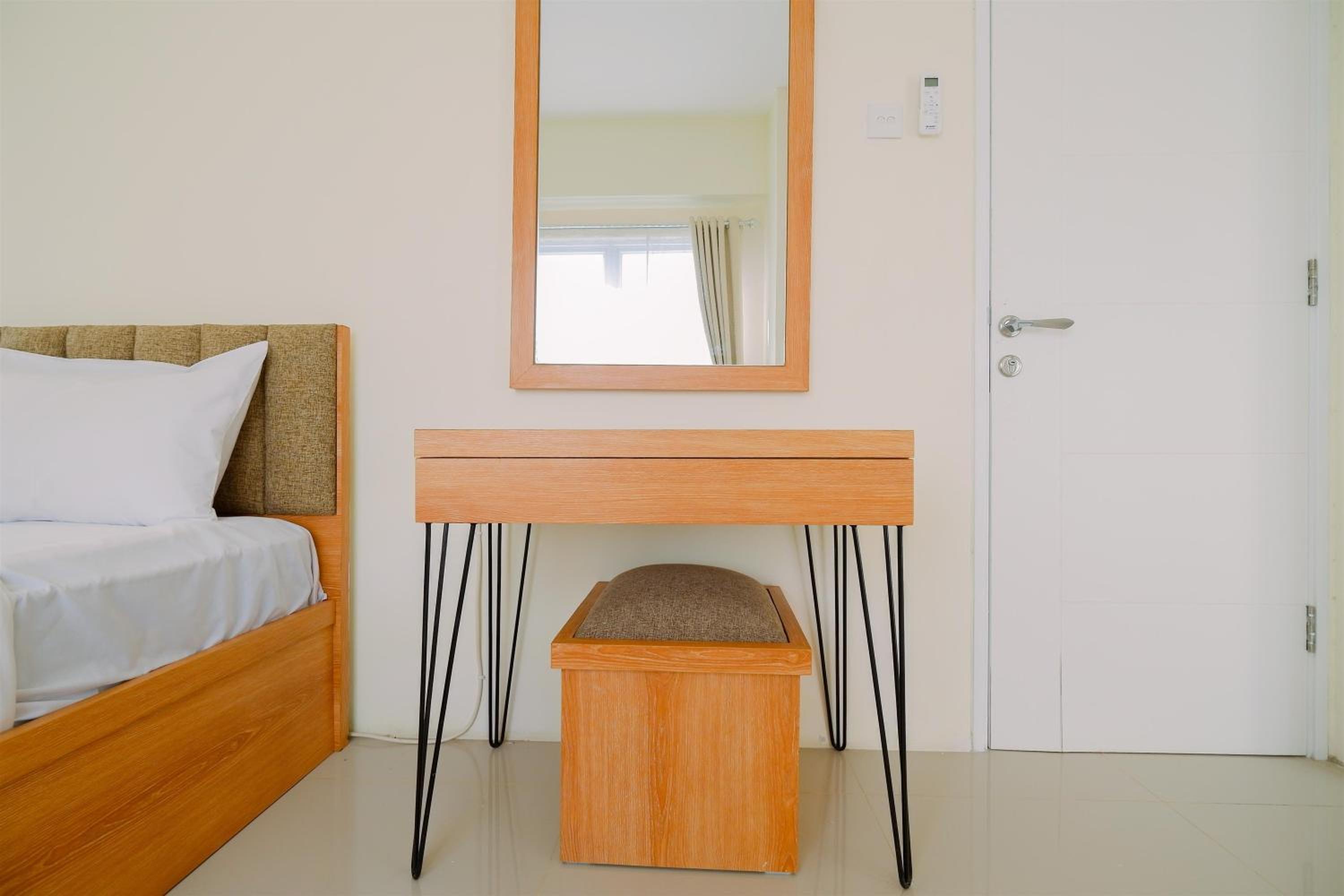 Warm and Cozy Living 2BR Bogorienze Apartment By Travelio