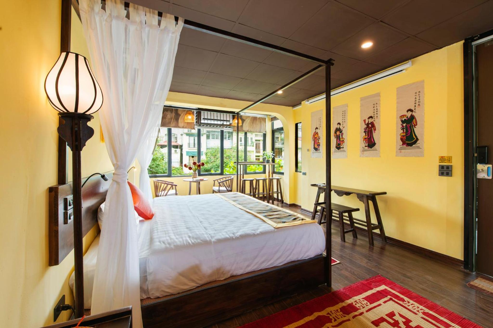 Old Quarter Lux Boutique Train View Studio Retreat