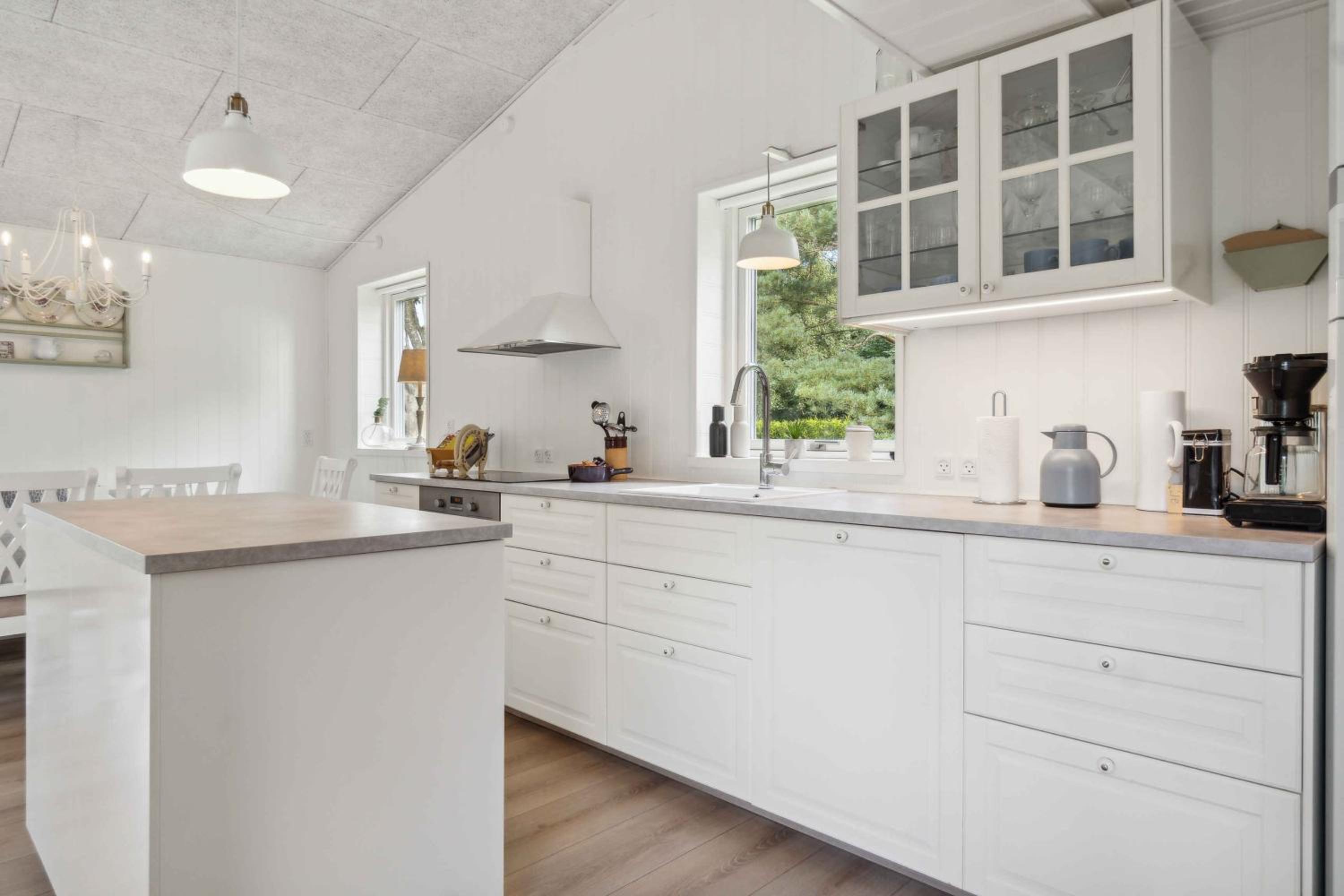Lovely Summer House Close To Stillinge Beach