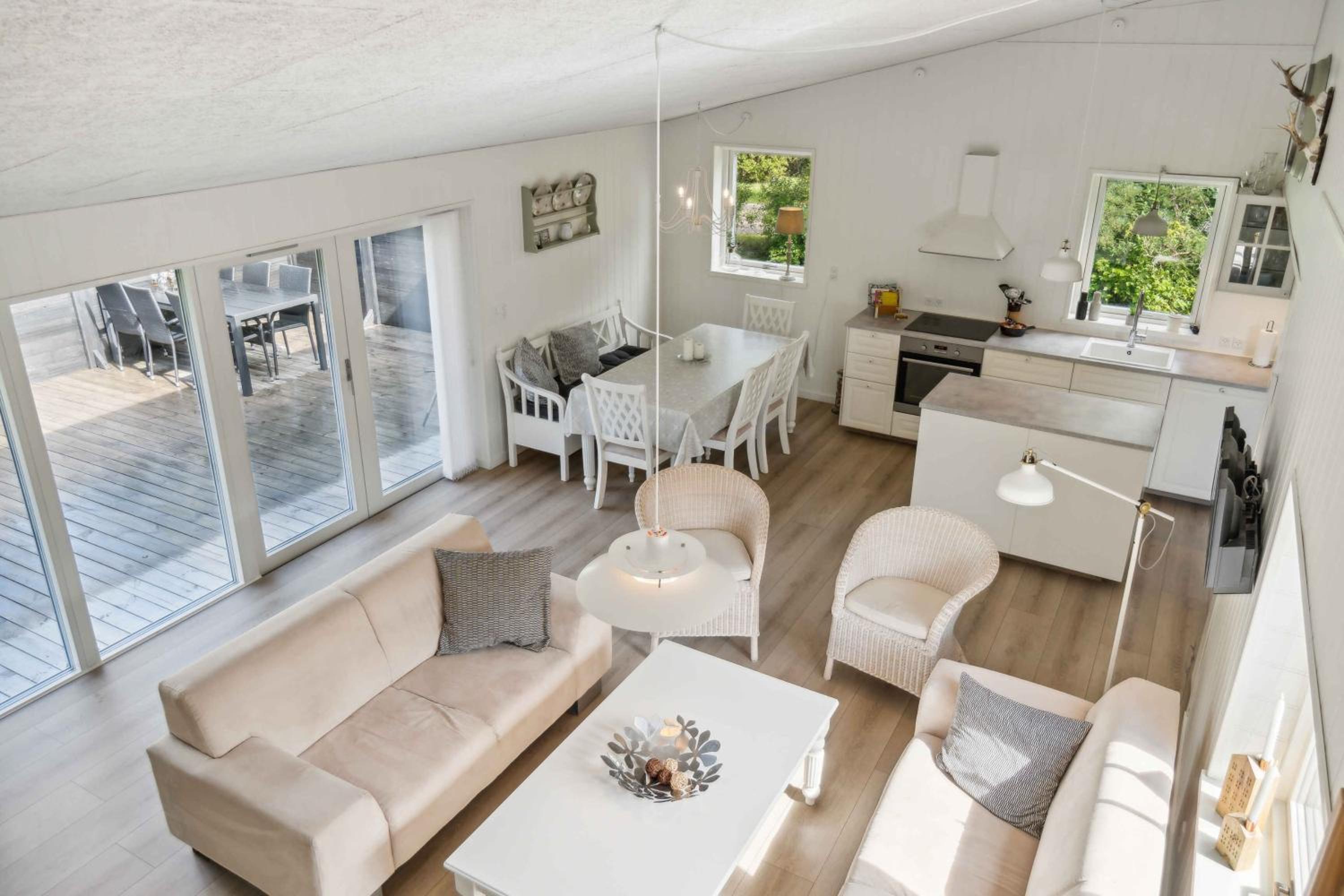 Lovely Summer House Close To Stillinge Beach