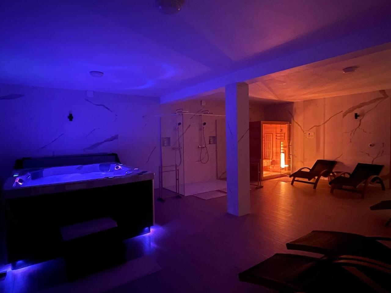 REY Chalet